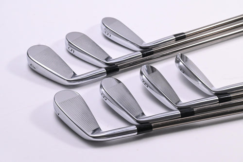 Mizuno Pro 225 Irons / 4-PW / Senior Flex UST Mamiya Recoil ESX 460 Shafts