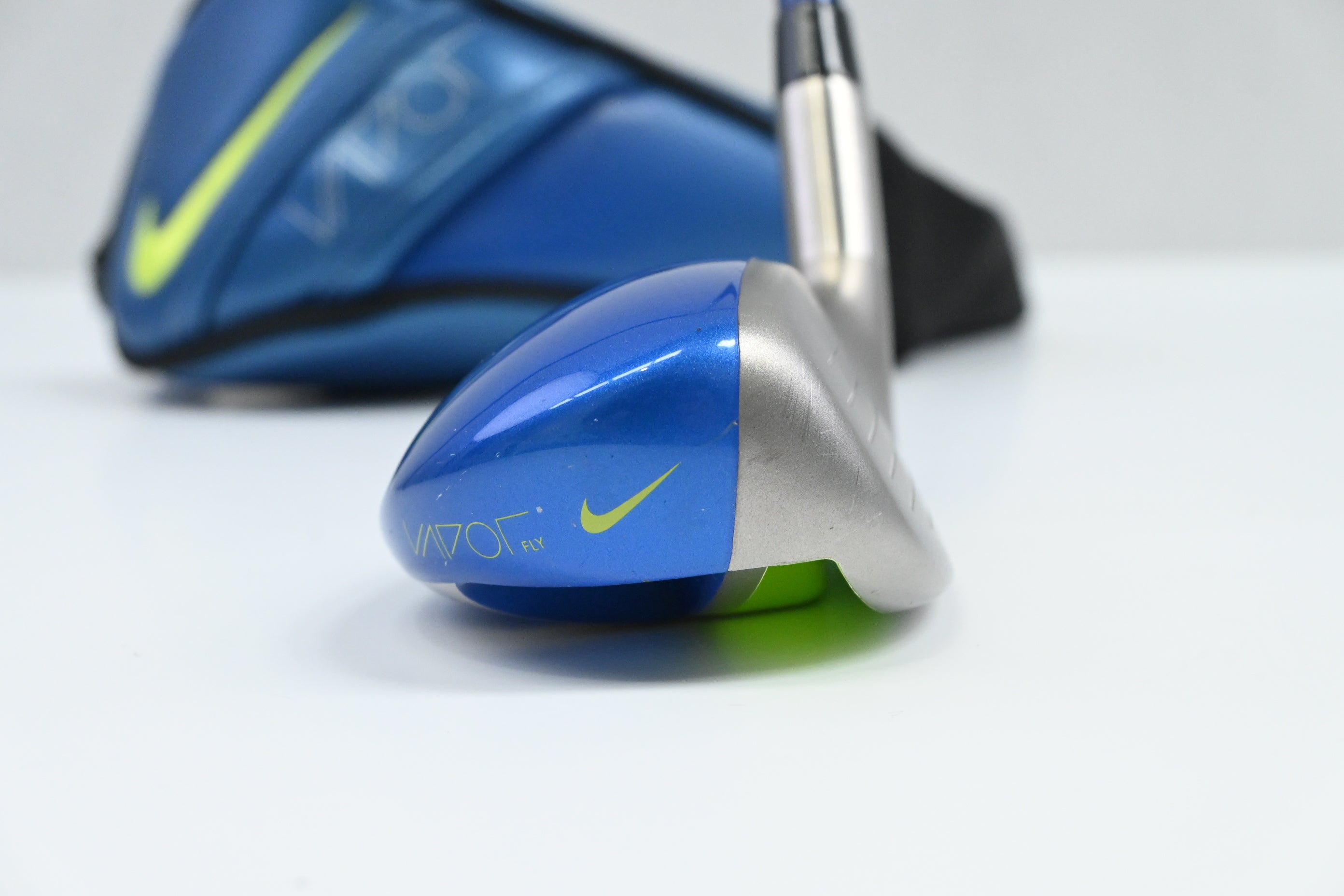 Nike Vapor Fly #4 Hybrid / 23 Degree / Regular Flex Project X Blue Shaft