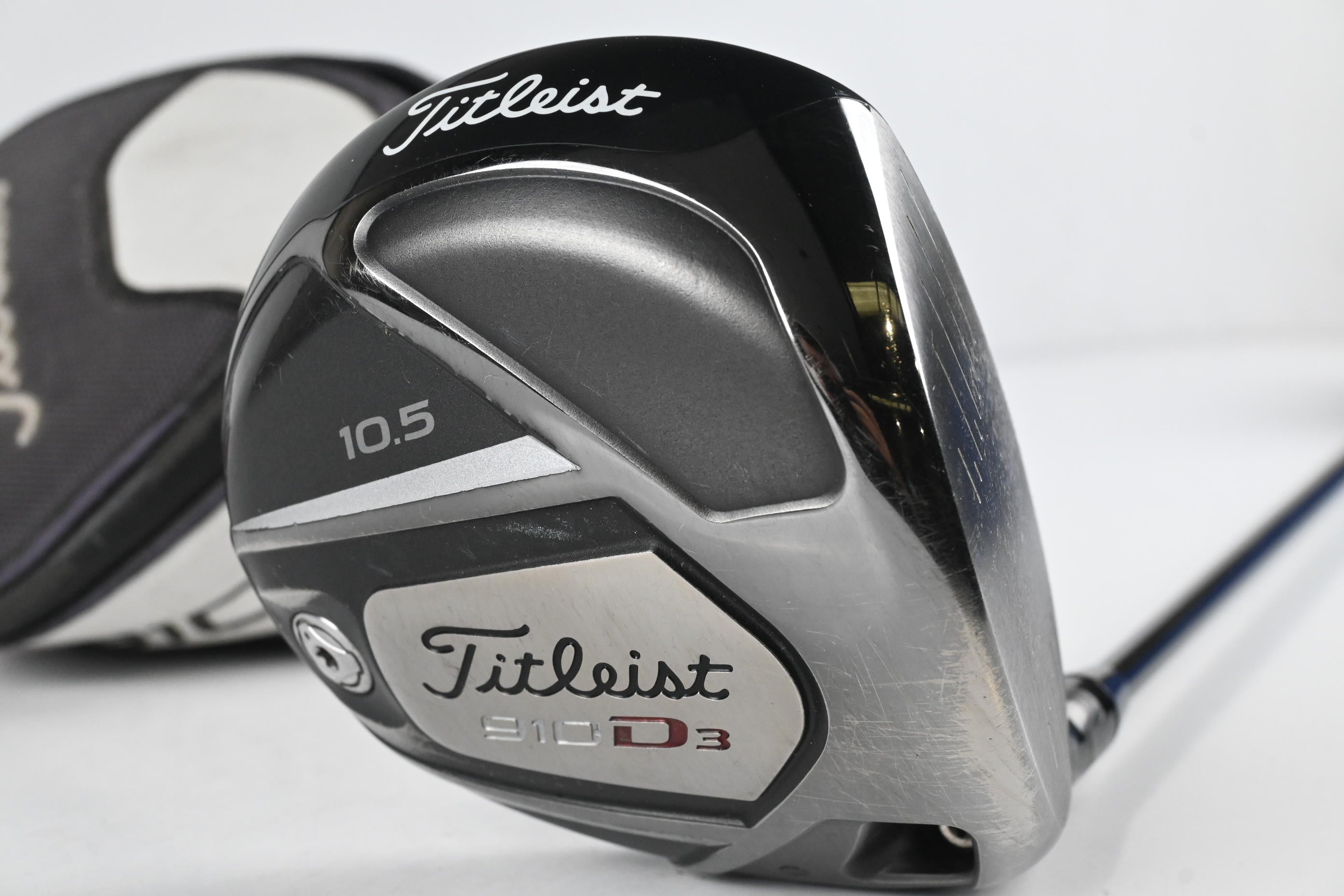 Titleist 910 D3 Driver / 10.5 Degree / Stiff Flex Diamana 'ahina 72 Shaft