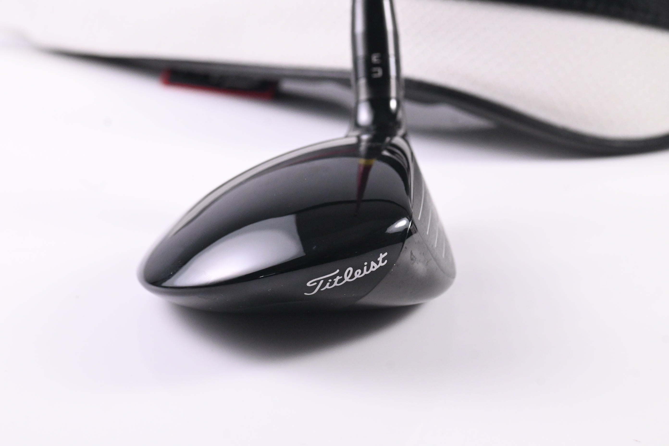 Titleist GT2 #5 Wood / 18 Degree / Regular Flex Project X Denali Red 60 Shaft