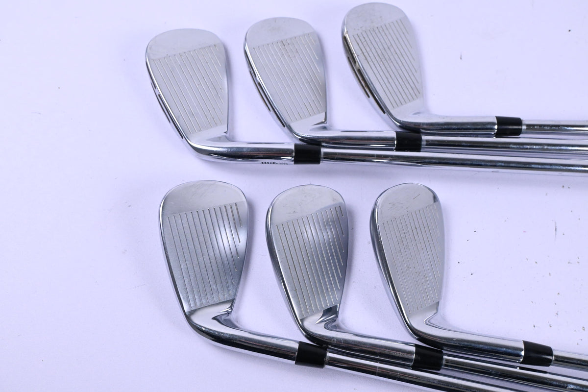 Wilson D9 Forged Irons / 5-PW / Stiff Flex Dynamic Gold 105 Shafts