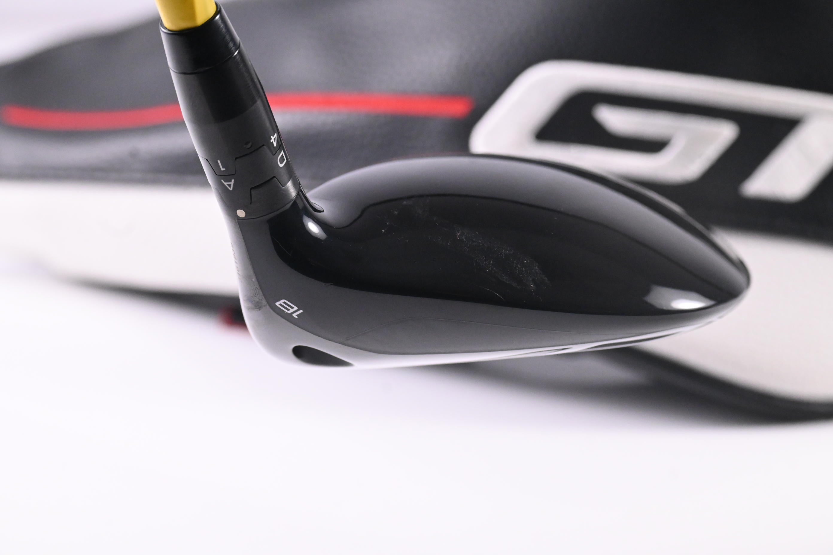 Titleist GT2 #5 Wood / 18 Degree / Regular Flex Project X Denali Red 60 Shaft