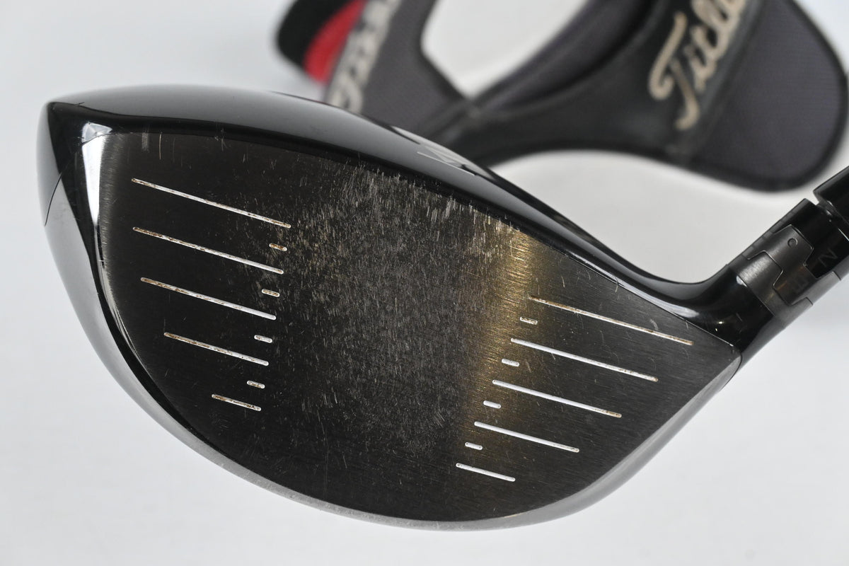 Titleist 910 D3 Driver / 10.5 Degree / Stiff Flex Diamana 'ahina 72 Shaft