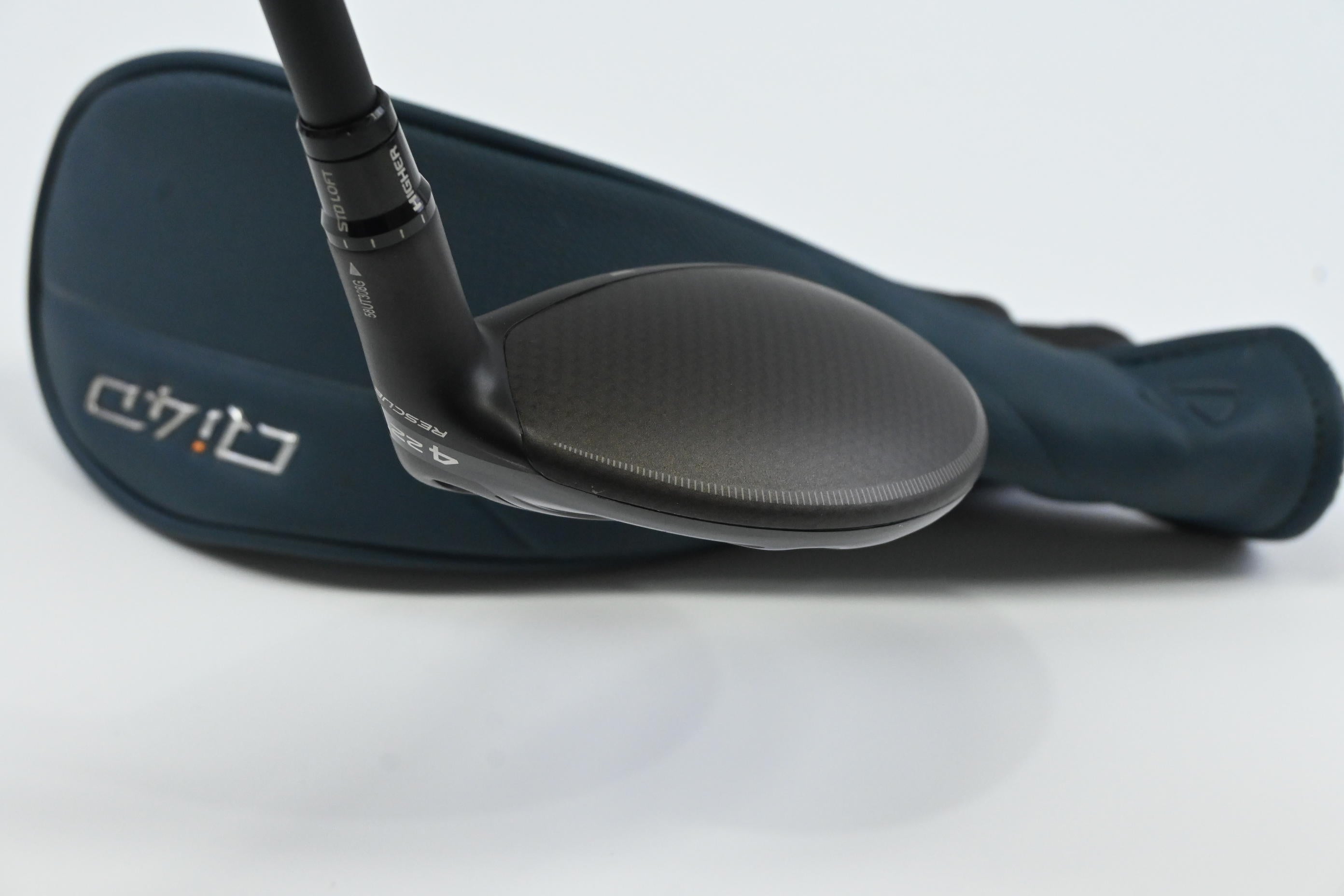 Taylormade Qi4D #4 Hybrid / 22 Degree / Regular Flex KBS Reax 65 Shaft