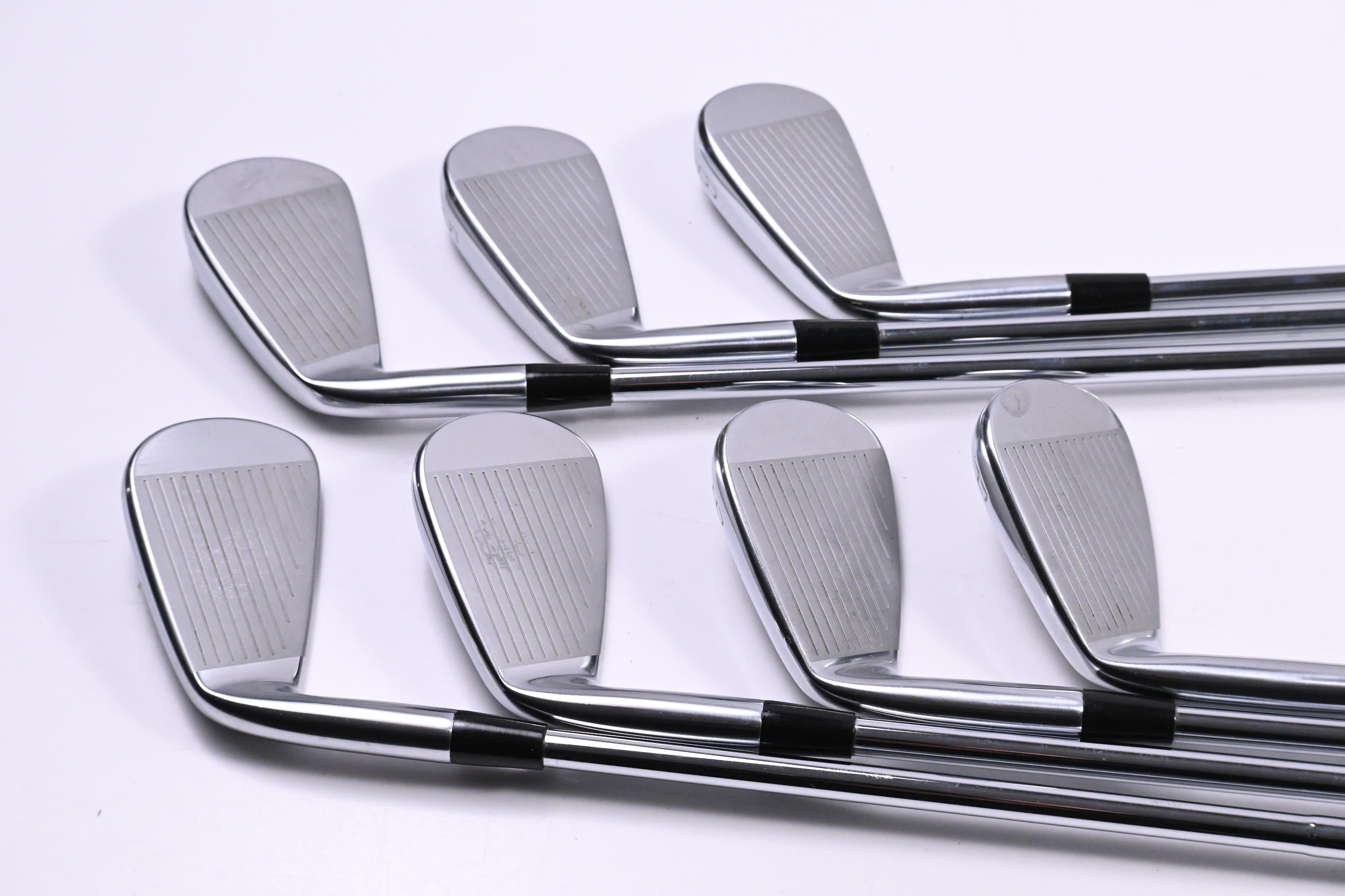 Mizuno Pro 245 Irons / 4-PW / Regular Flex Dynamic Gold Mid 100 R300 Shafts