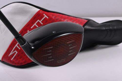 Left Hand Taylormade Stealth 2 Driver / 9 Degree / X-Flex Aldila Rogue Silver 60