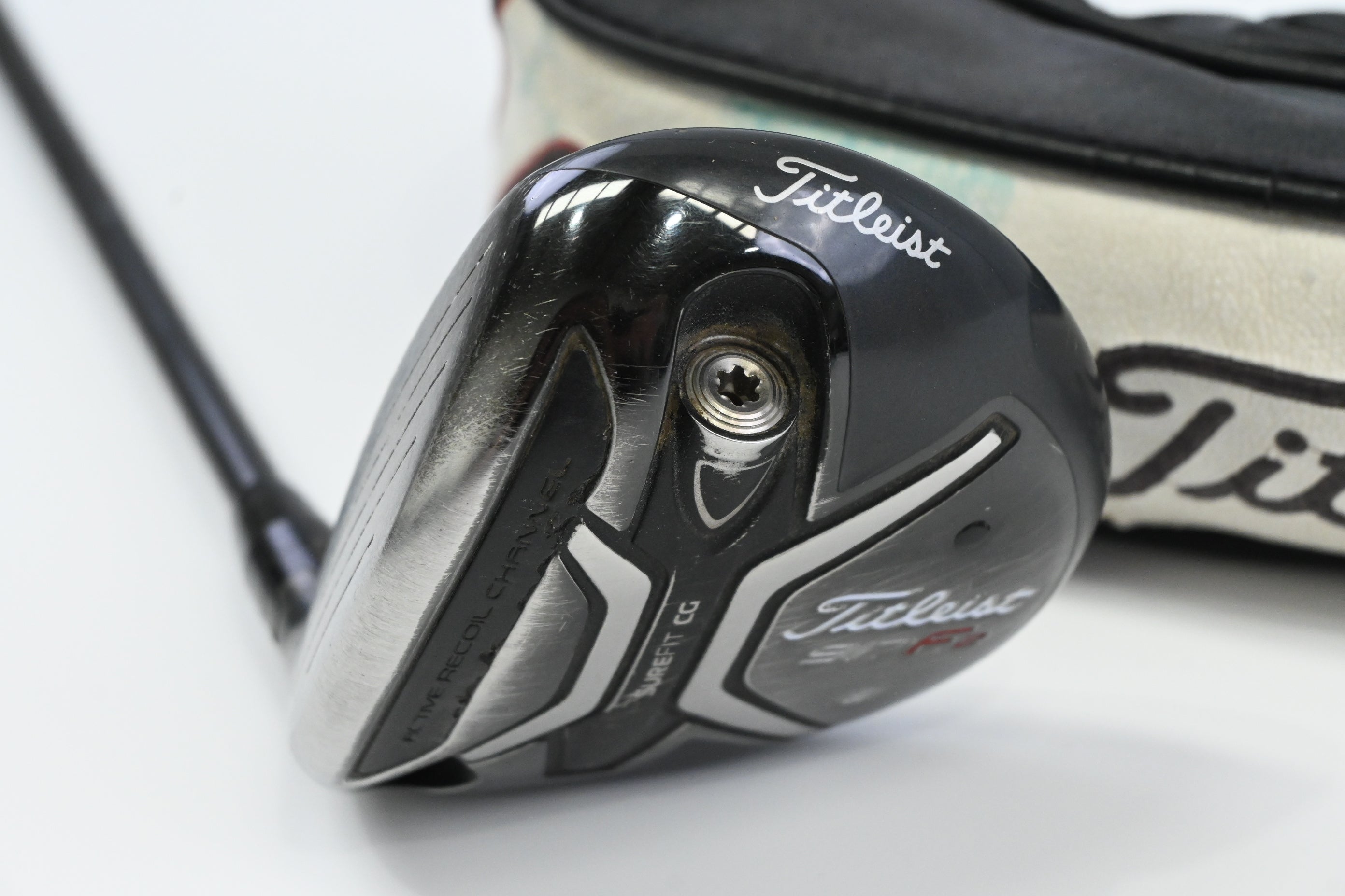 Titleist 917 F2 #5 Wood / 18 Degree / Regular Flex Diamana M+ 50 Shaft