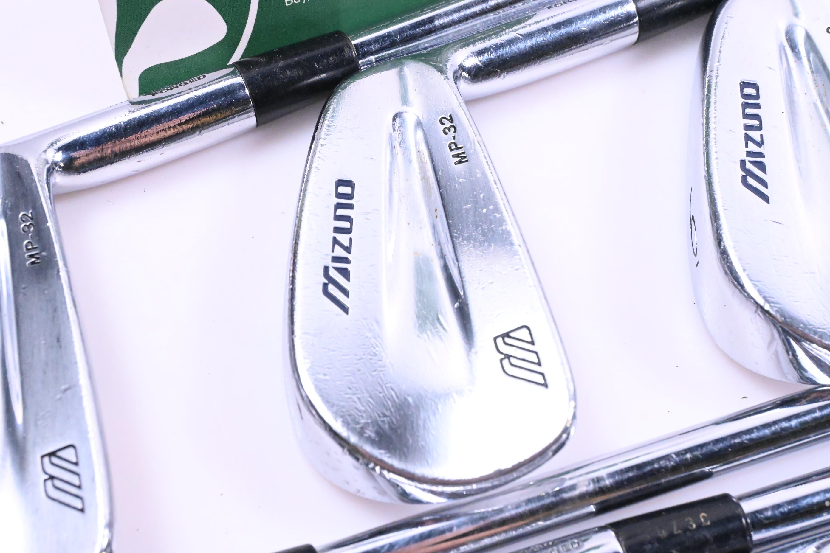 Mizuno MP-32 Irons / 4-PW / Regular Flex Dynamic Gold R300 Shafts