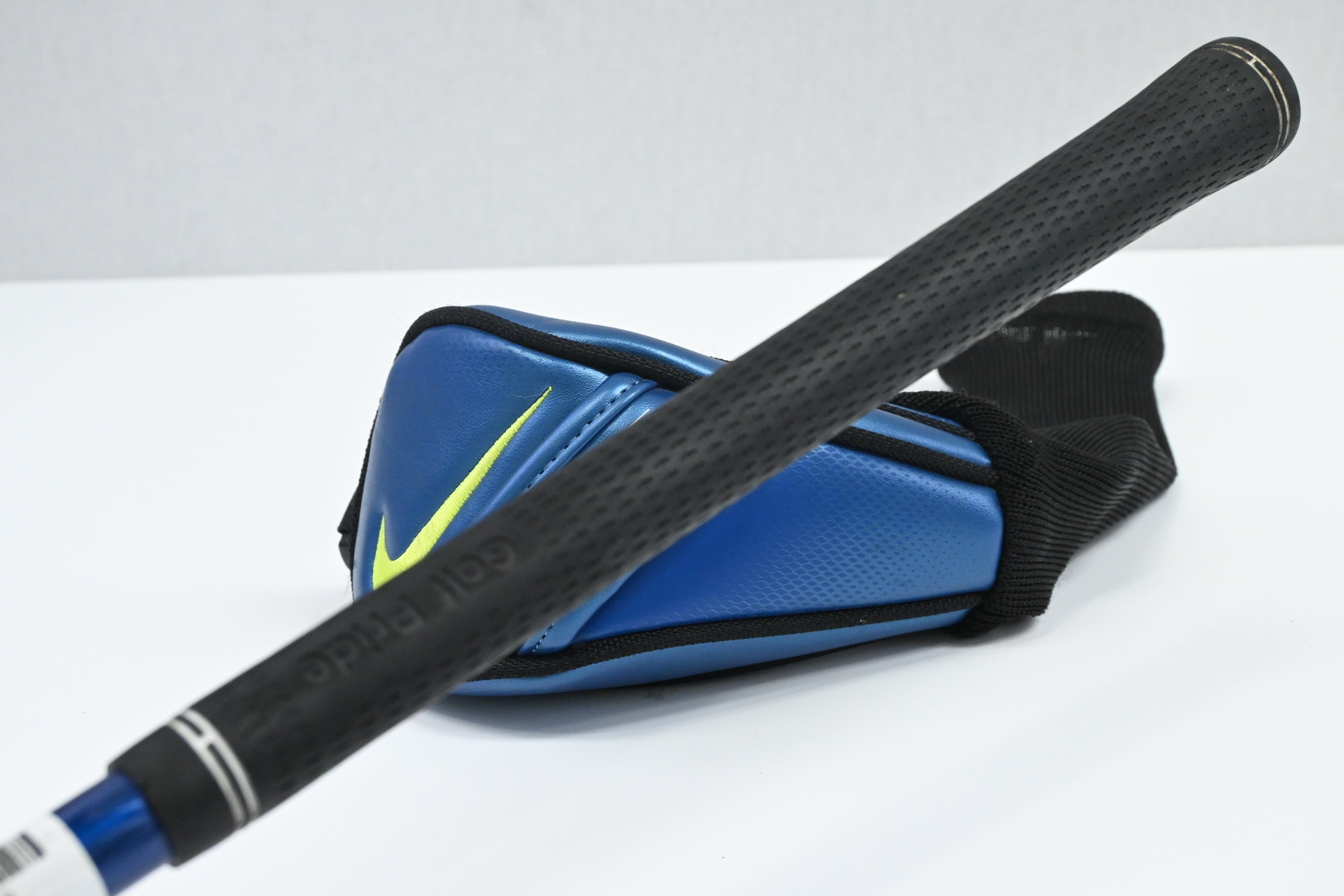 Nike Vapor Fly #4 Hybrid / 23 Degree / Regular Flex Project X Blue Shaft