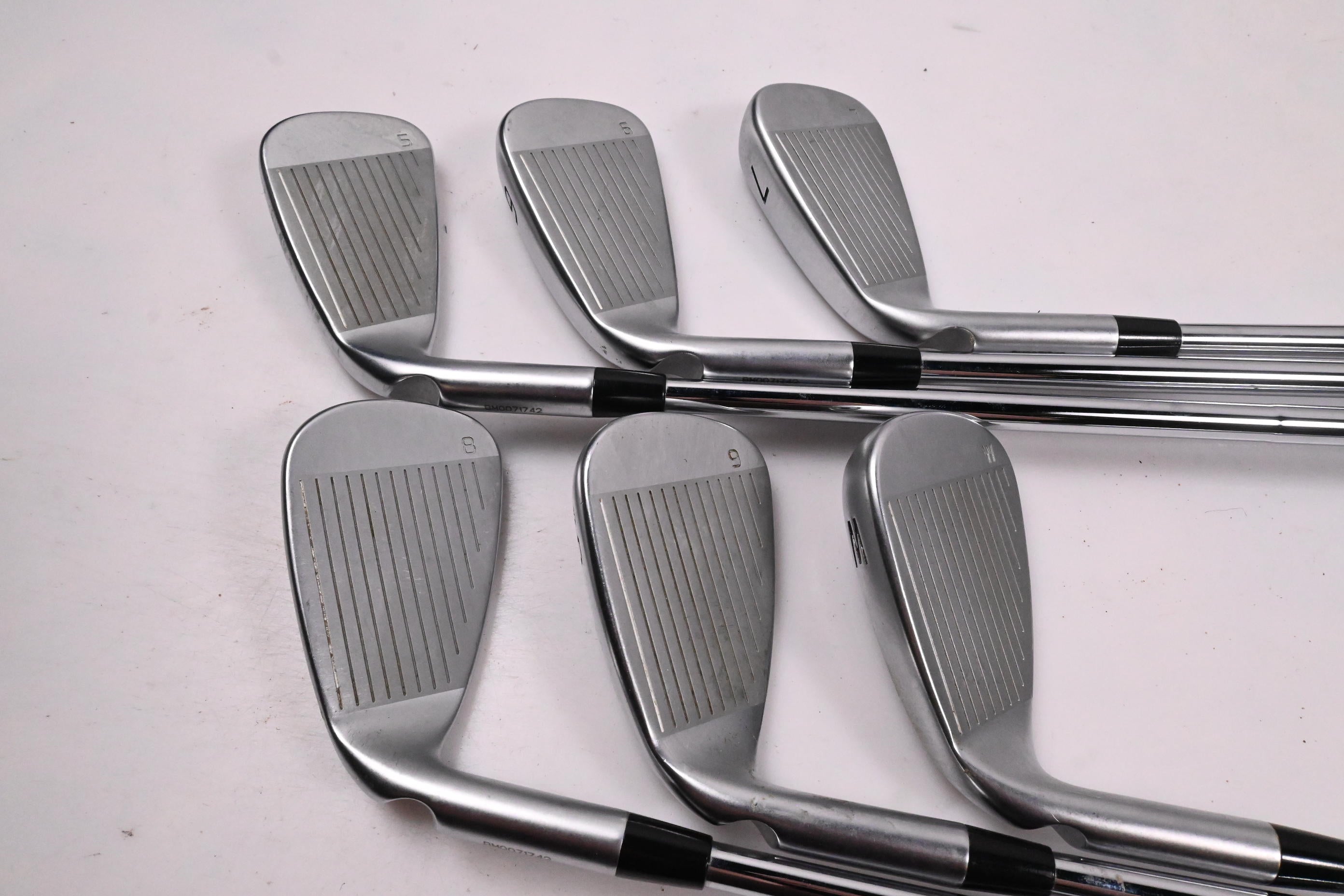 Ping G440 Irons / 5-PW / Black Dot / X-Flex Dynamic Gold 120 X100 Shafts