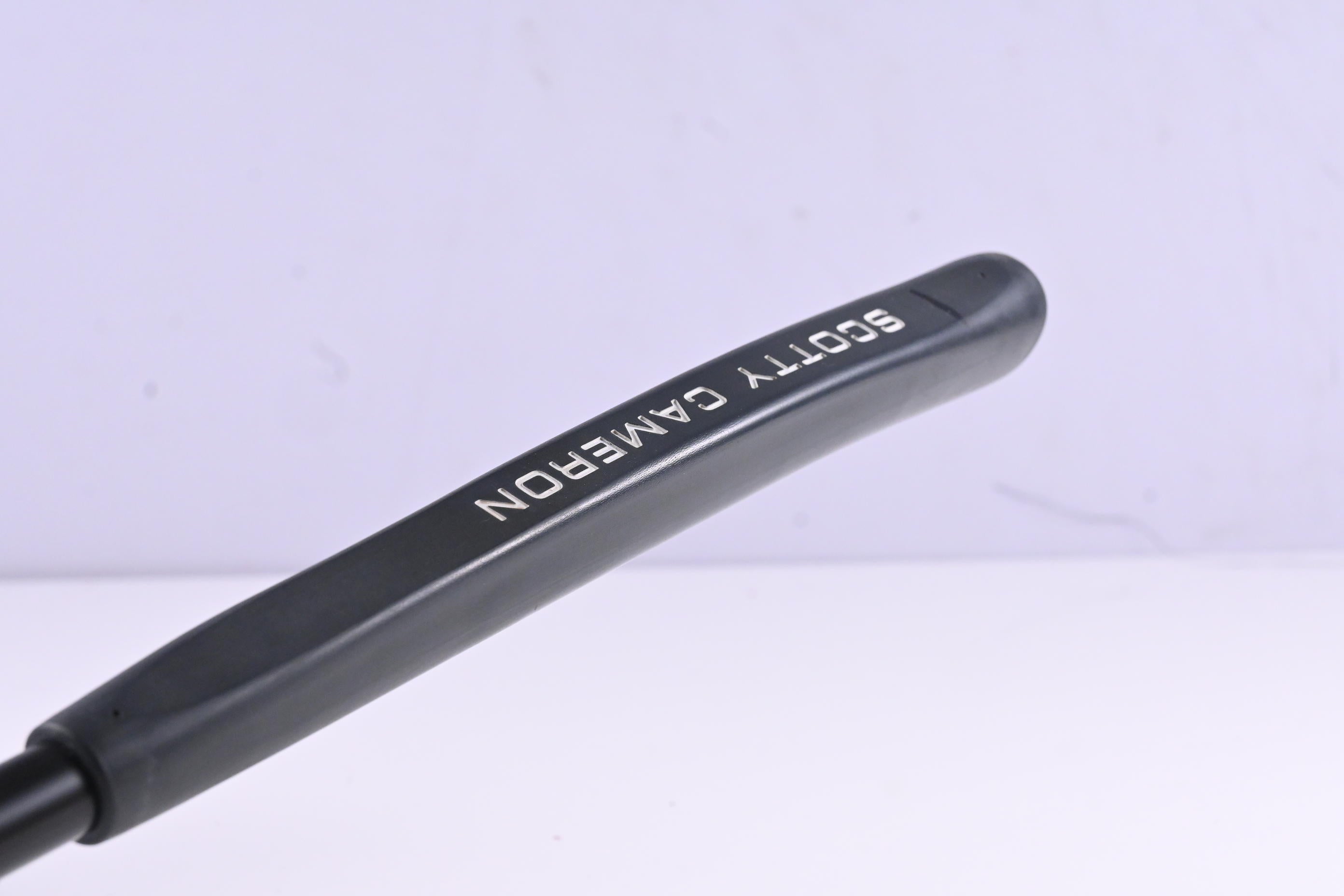 Scotty Cameron Studio Stainless Newport 2.5 Putter / 32.5 Inch / Refurbished