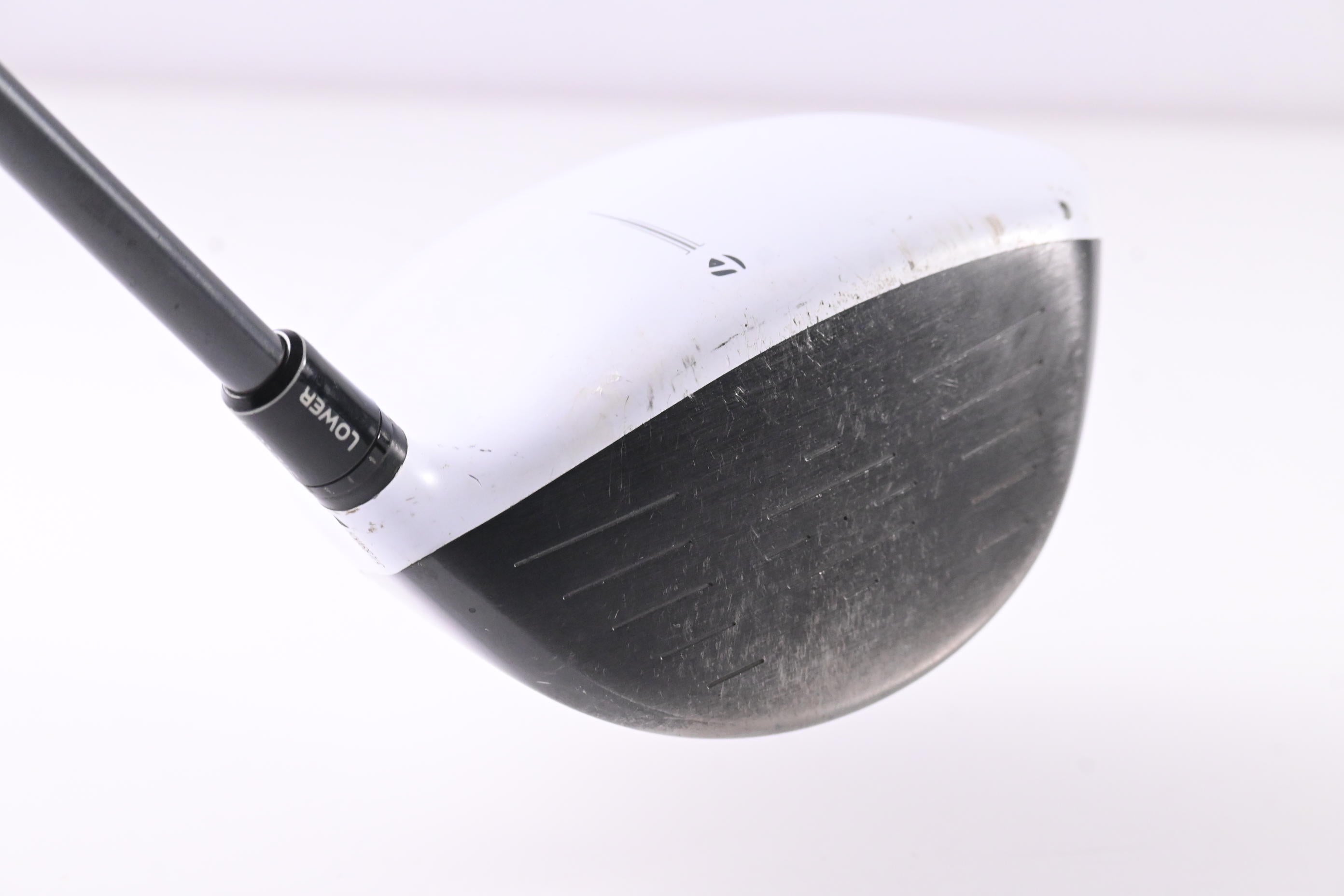 Left Hand Taylormade R15 Driver / 10.5 Degree / Regular Flex Fujikura Speeder 57