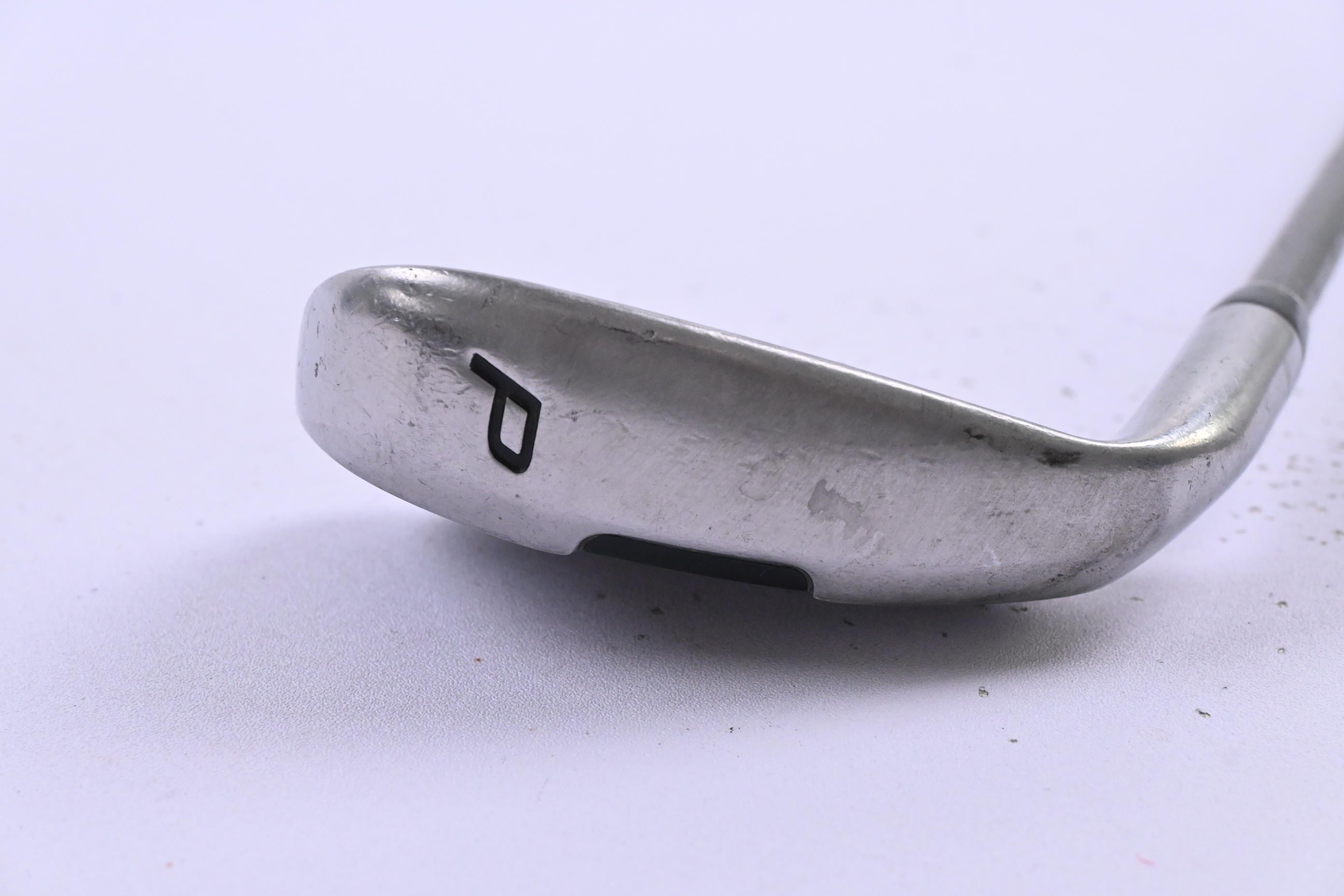 Cobra S9 Pitching Wedge / 44 Degree / Regular Flex Graphite Design YS-5.1 Shaft