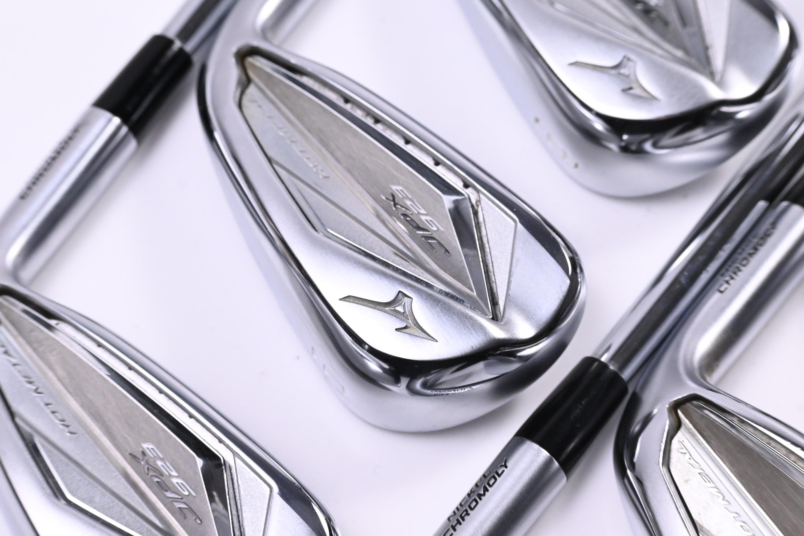 Mizuno JPX 923 Hot Metal Irons / 4-PW+GW / Regular Flex KBS $-Taper Lite 95
