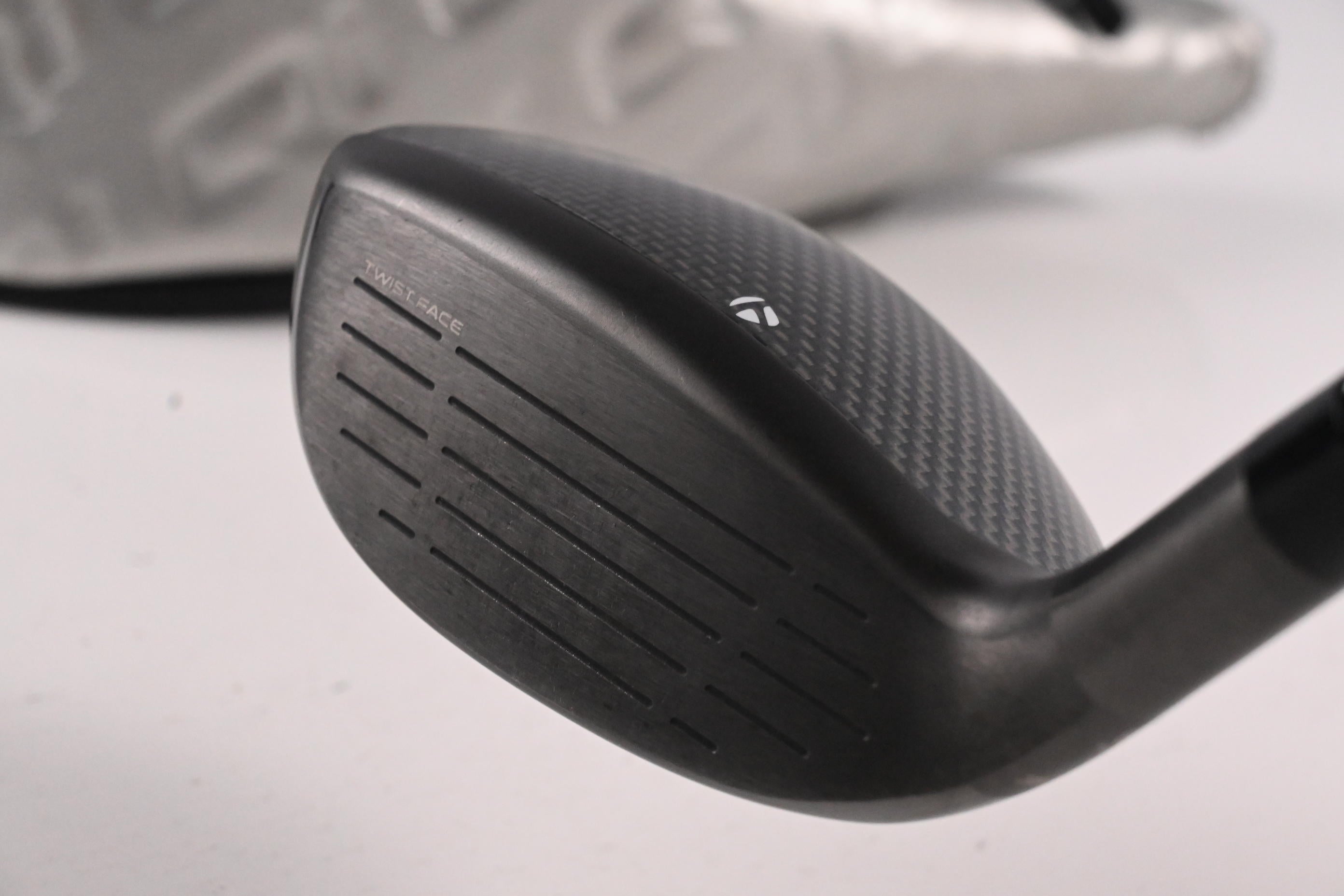 Taylormade Qi35 Max Lite #4 Hybrid / 23 Degree / Senior Flex Vanquish 5 Shaft