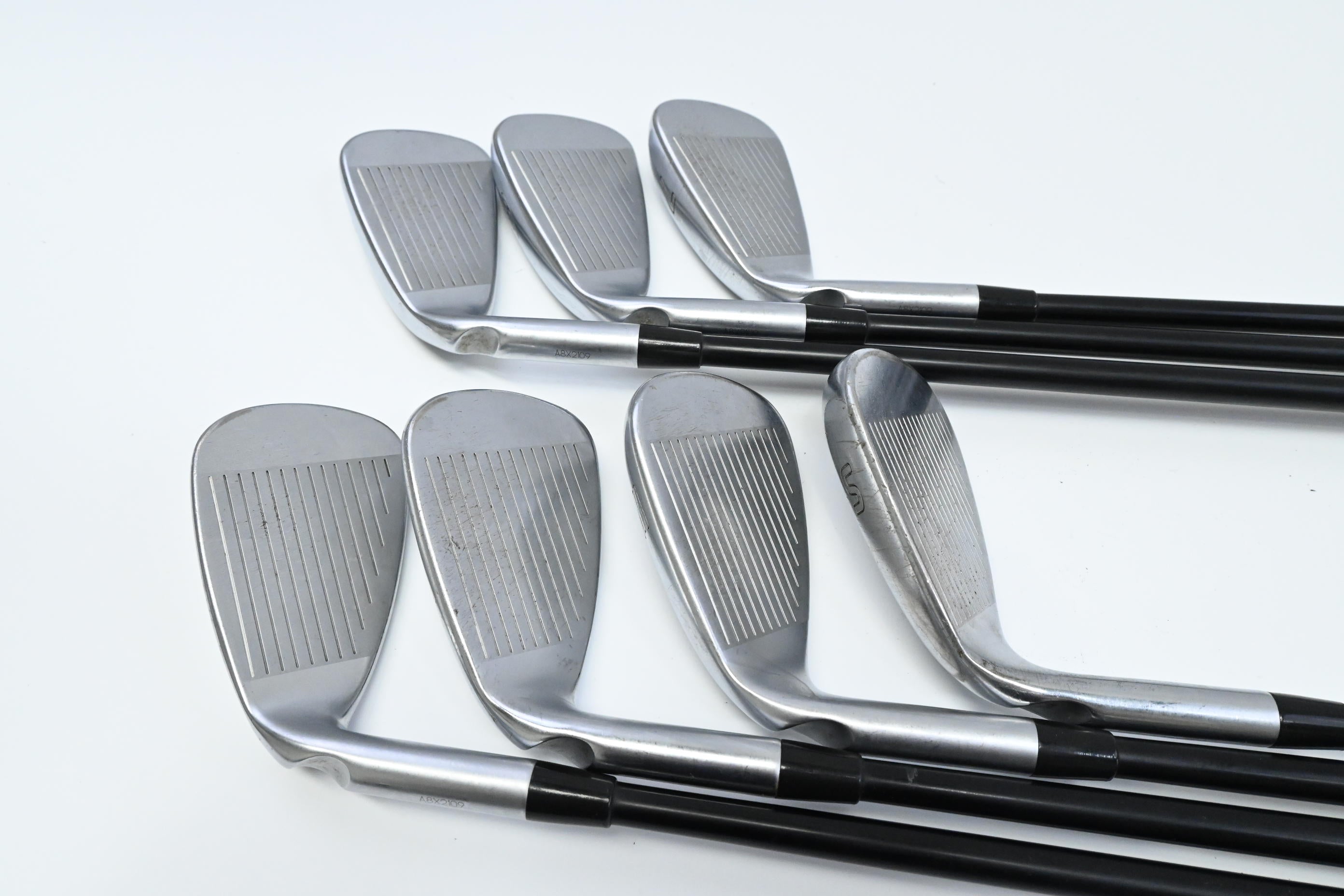 Ping G700 Irons / 5-PW+SW / Red Dot / Regular Flex Ping Alta CB Shafts