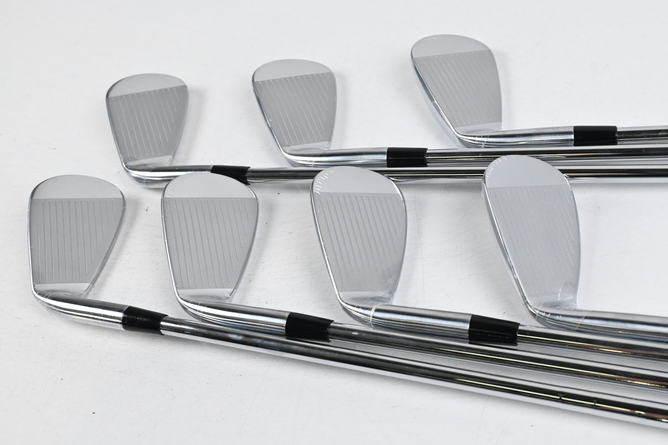 Mizuno MX Speed Metal Irons / 5-PW+GW / Regular Flex KBS MAX 80 Shafts