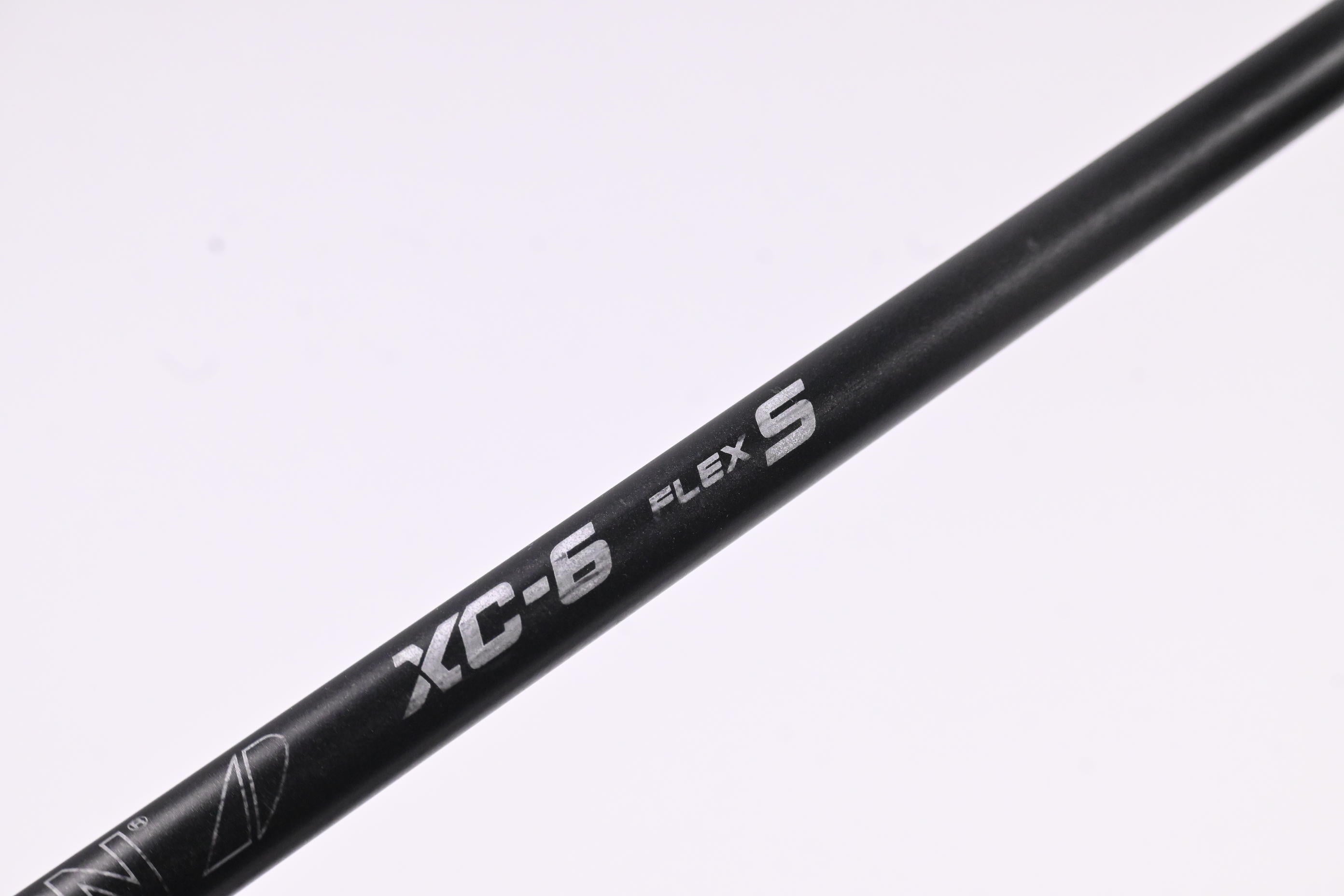 Graphite Design Tour AD XC-6 Driver Shaft / Stiff Flex / Titleist Adapter