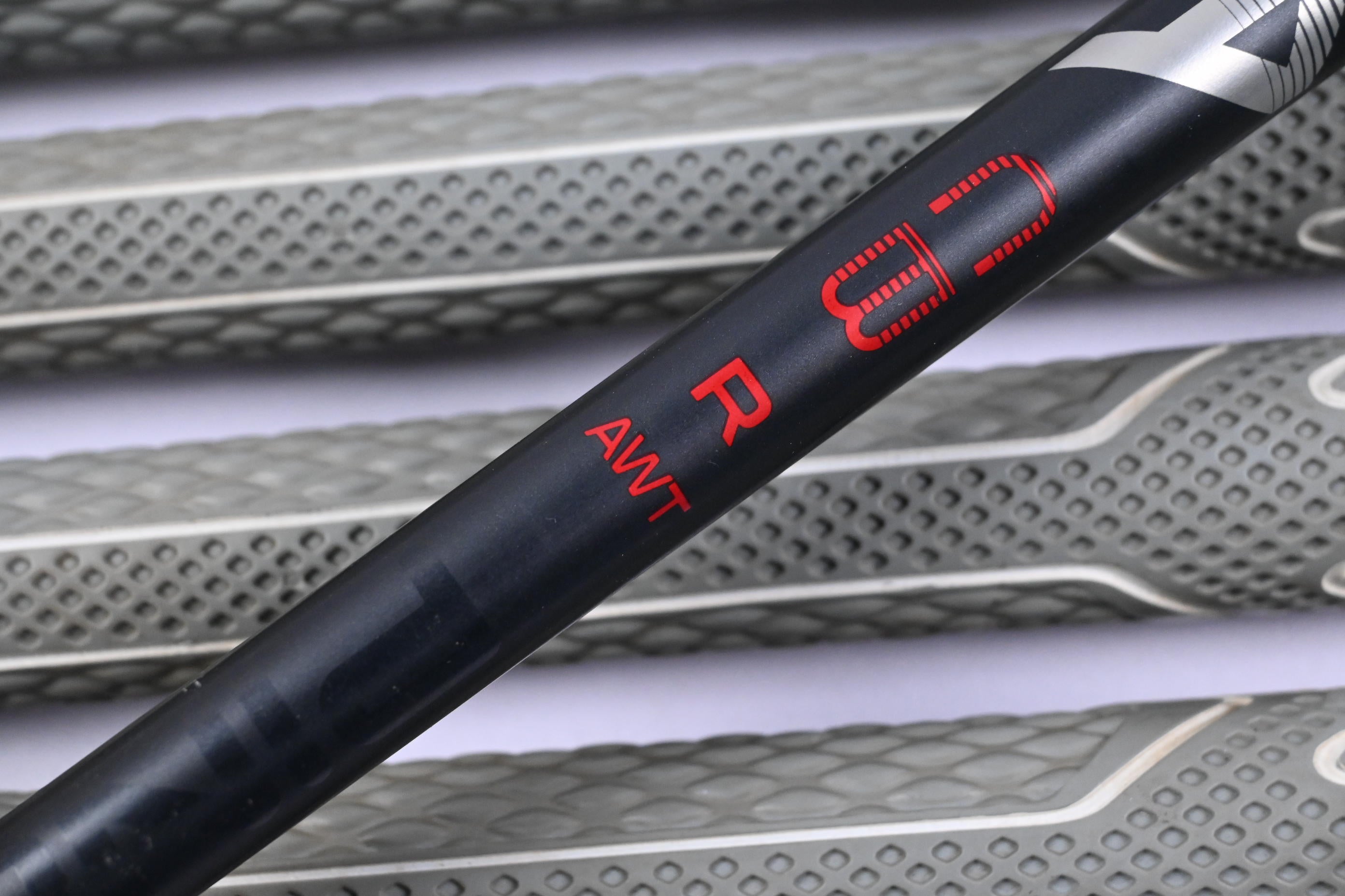 Ping G410 Irons / 6-PW+GW+SW+LW / Black Dot / Regular Flex Alta CB Red Shafts