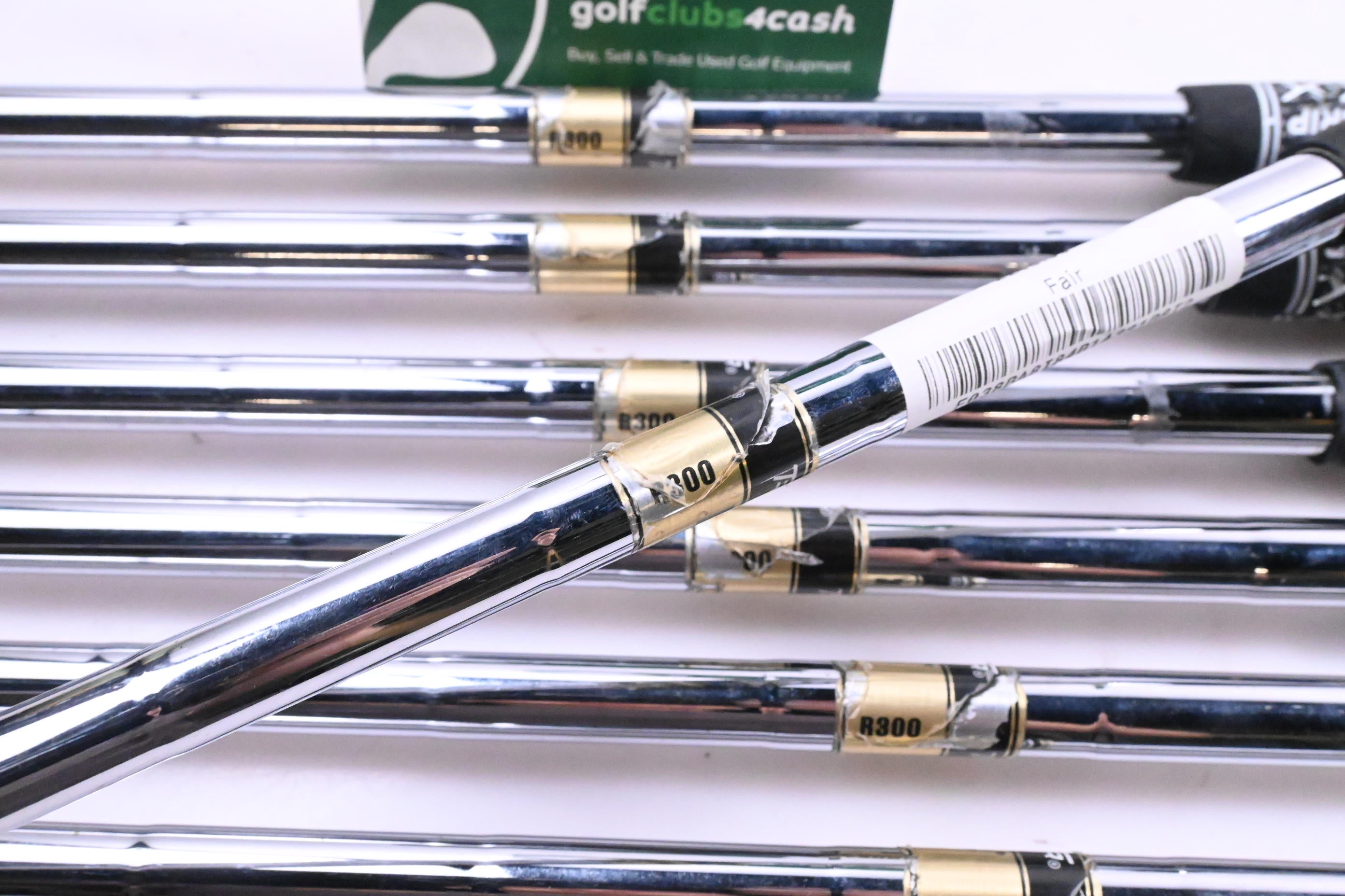Mizuno MP-32 Irons / 4-PW / Regular Flex Dynamic Gold R300 Shafts