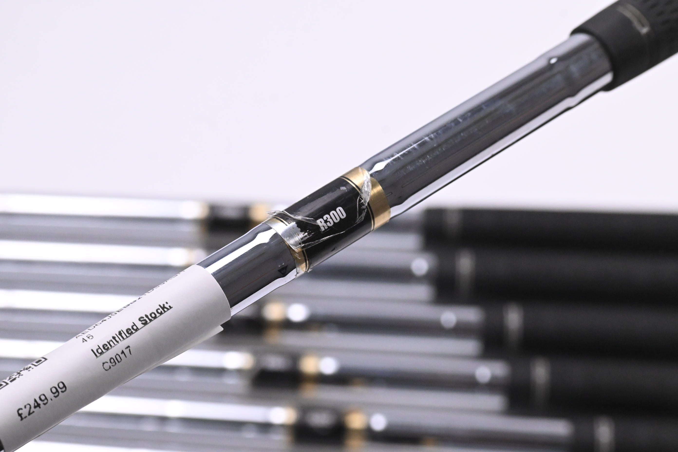 Mizuno JPX 800 Pro Irons / 4-PW / Regular Flex Dynalite Gold XP R300 Shafts