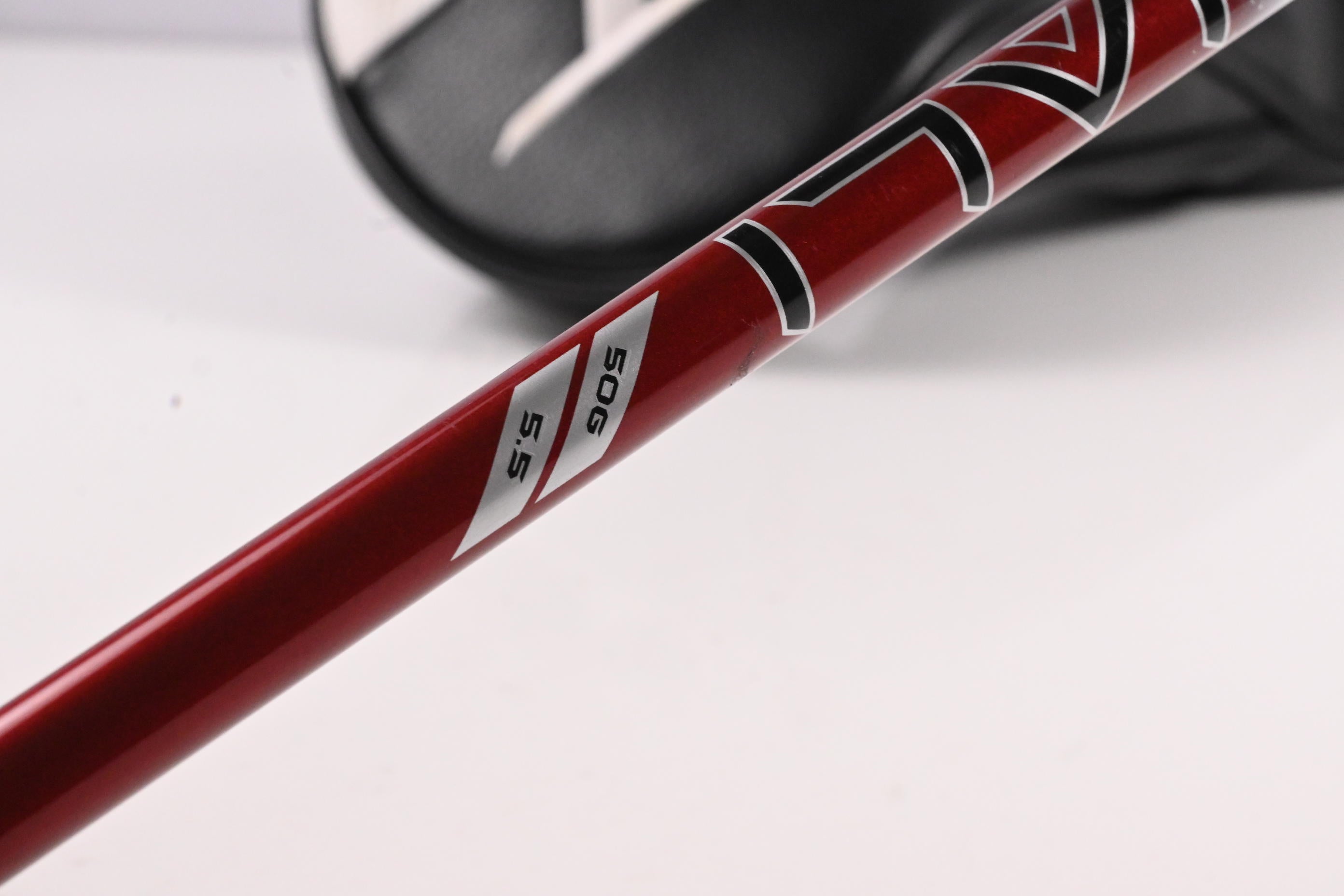 Titleist GT2 Driver / 10 Degree / Regular Flex Project X Denali Red 50 Shaft
