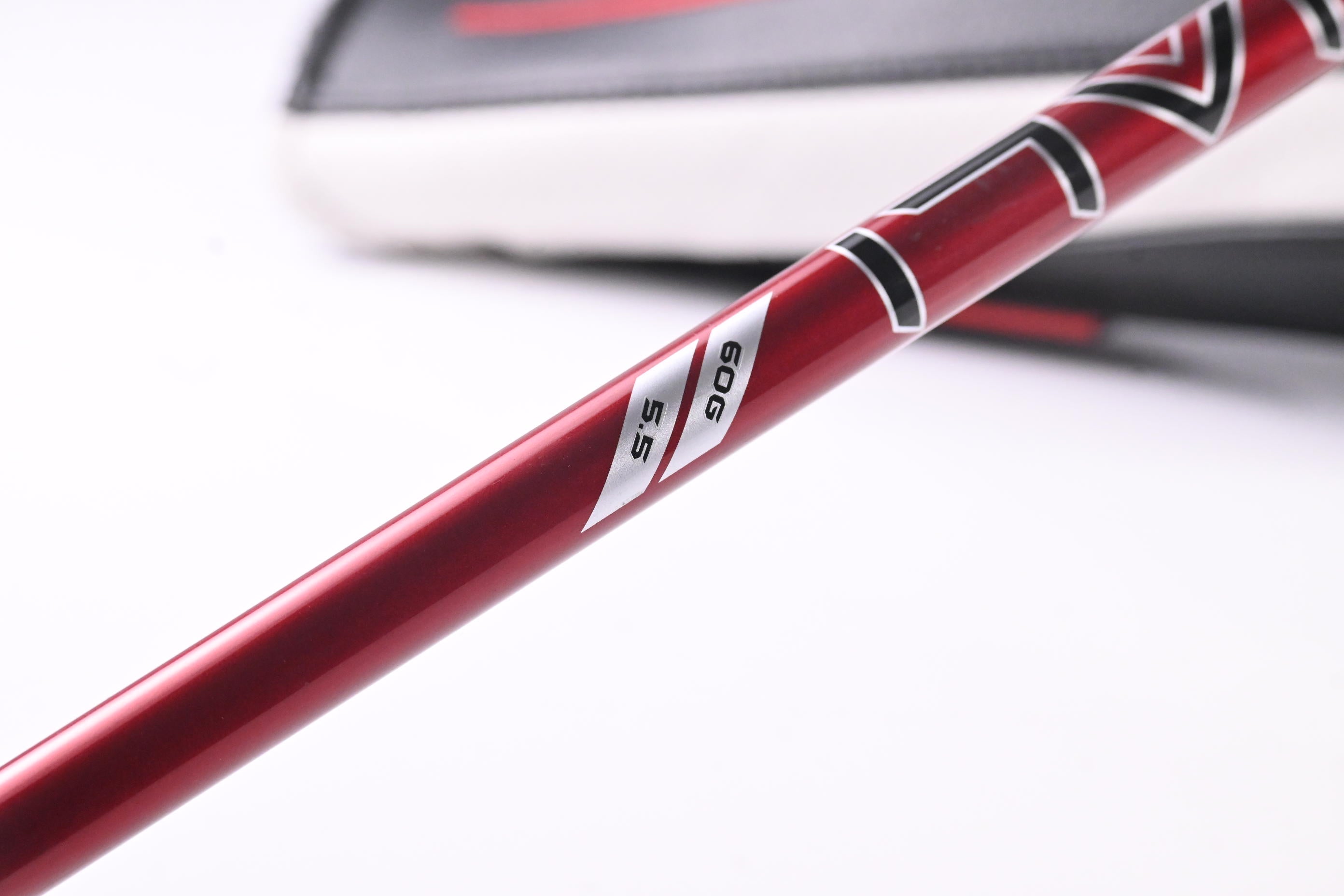 Titleist GT2 #3 Wood / 13.5 Degree / Regular Flex Project X Denali Red 60 Shaft