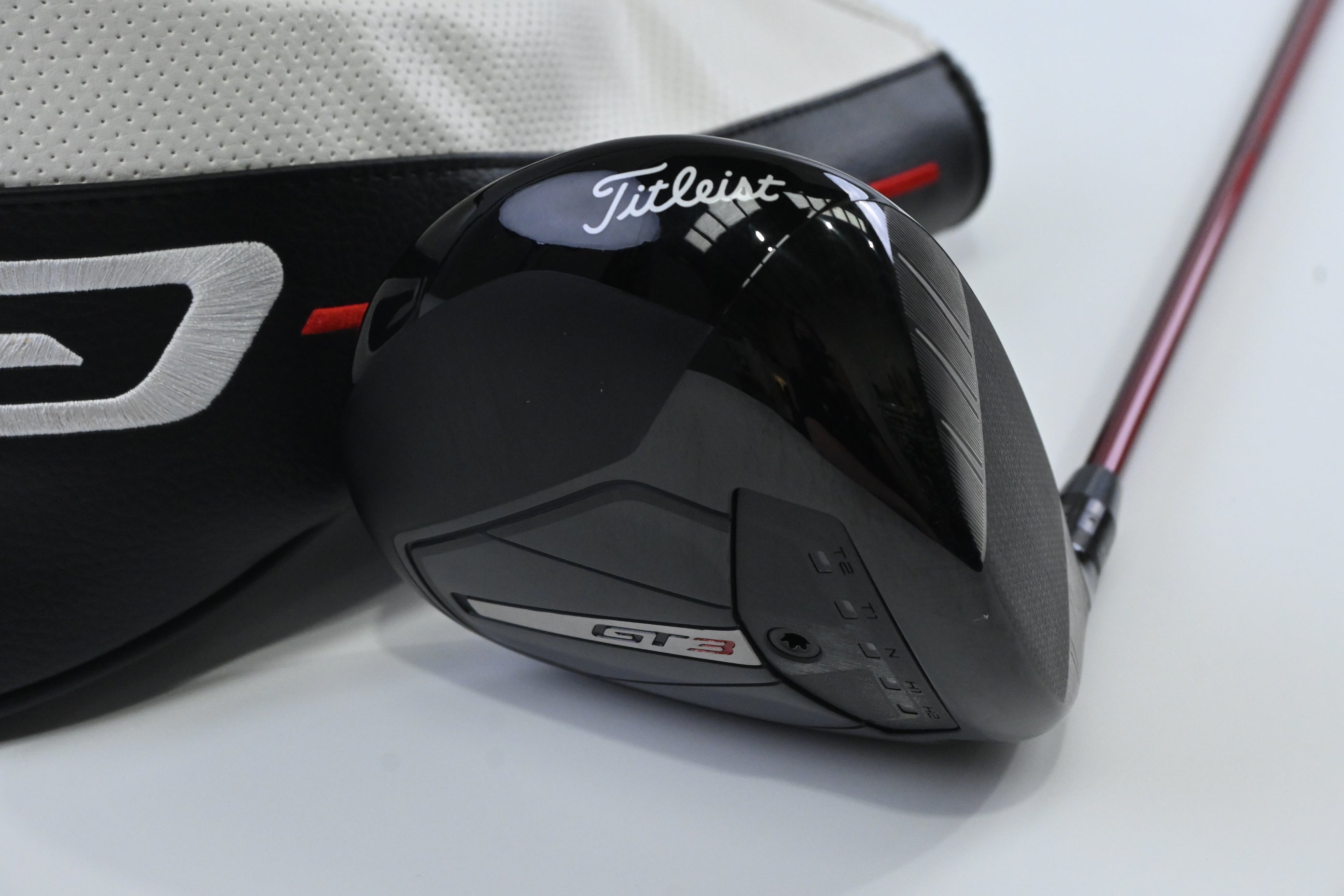 Titleist GT3 Driver / 10 Degree / Stiff Flex Project X Denali Red 50 Shaft