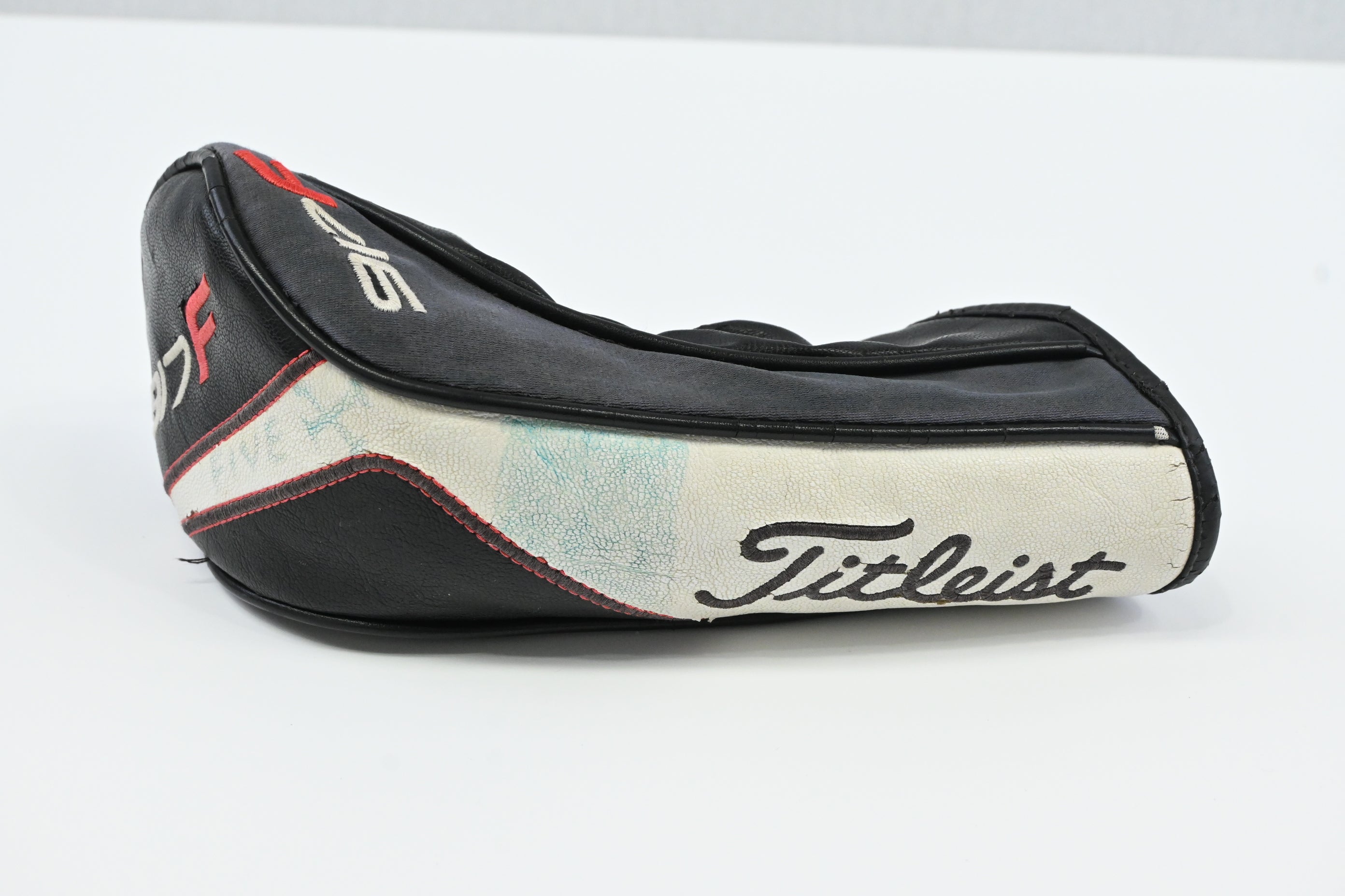 Titleist 917 F2 #5 Wood / 18 Degree / Regular Flex Diamana M+ 50 Shaft