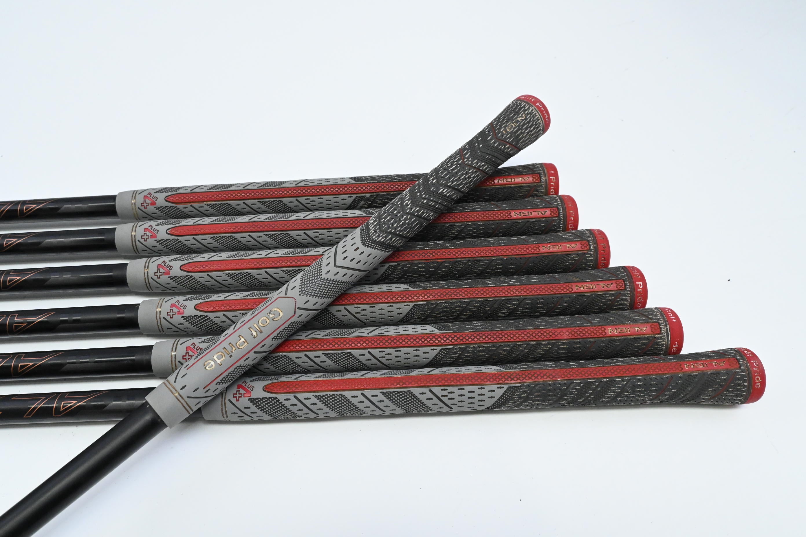 Ping G700 Irons / 5-PW+SW / Red Dot / Regular Flex Ping Alta CB Shafts
