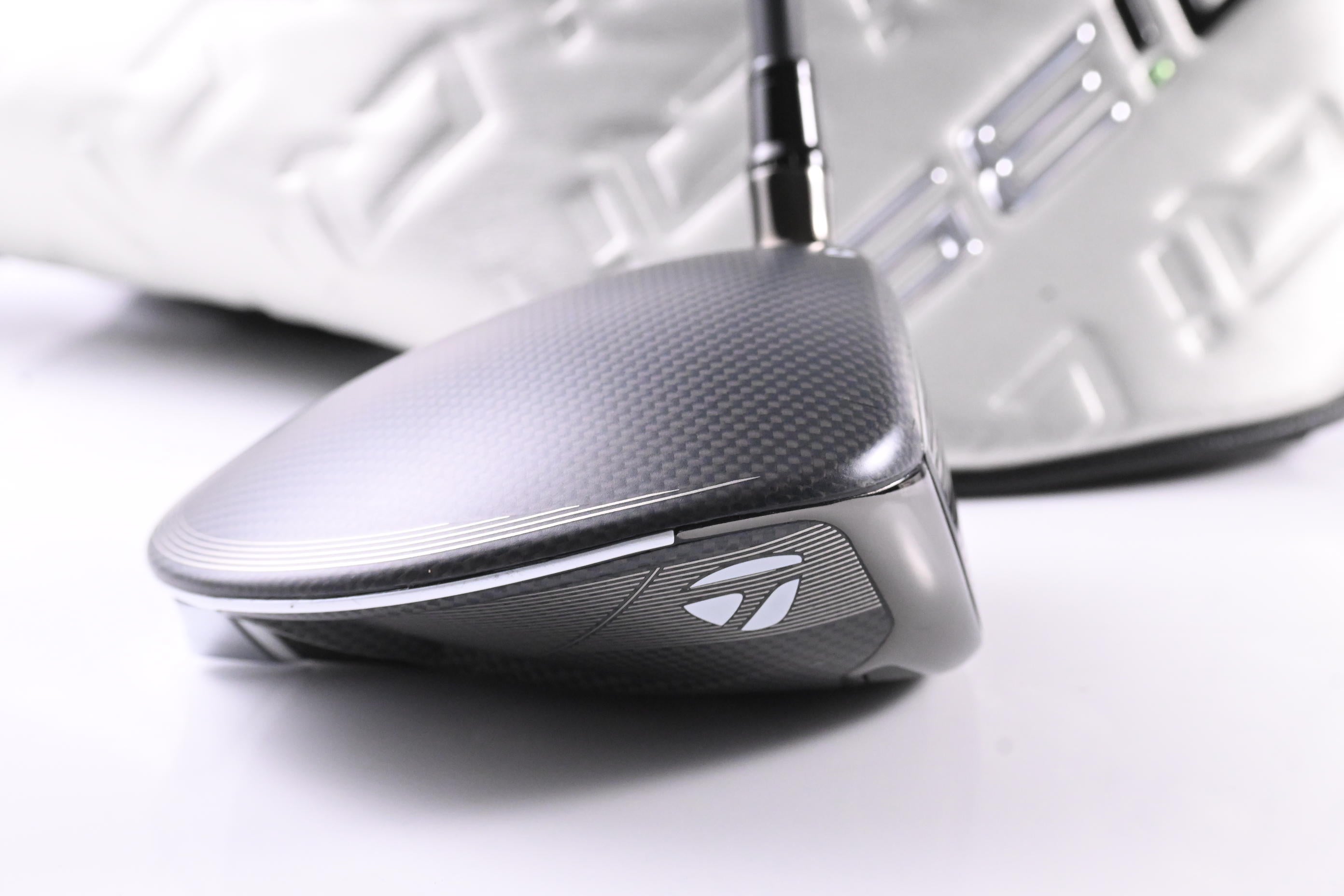 Taylormade Qi35 Max Lite Driver / 12 Degree / Senior Flex Vanquish 4 Shaft