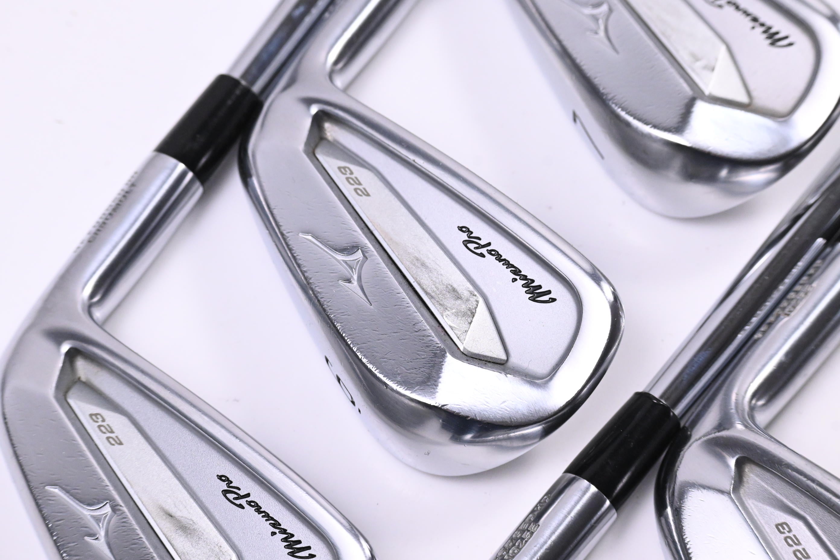Mizuno Pro 223 Irons / 5-PW / X-Flex Dynamic Gold 120 X100 Shafts