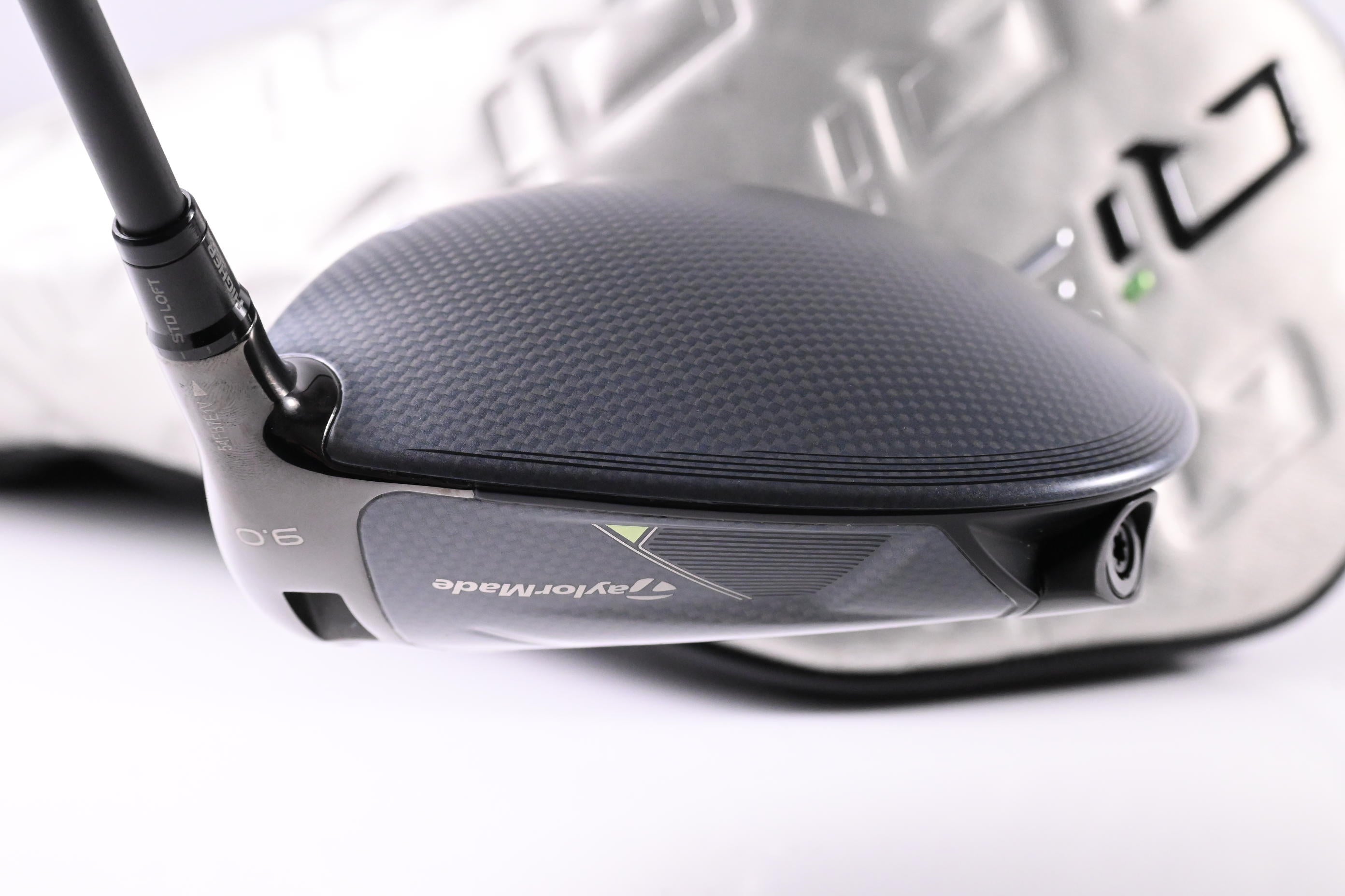 Taylormade Qi35 Driver / 9 Degree / Regular Flex Mitsubishi Vanquish 5 Shaft