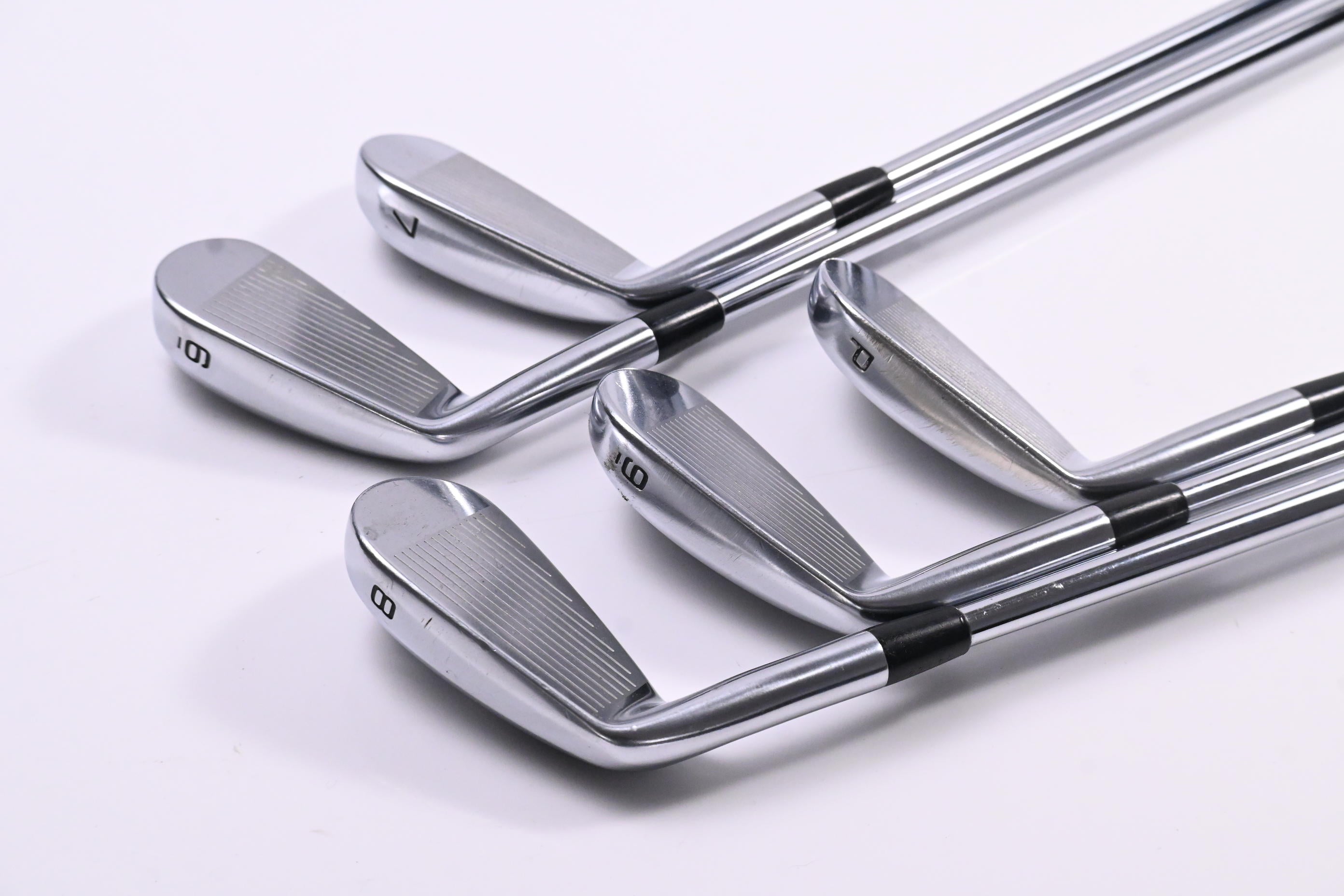 Mizuno JPX 800 Irons / 6-PW / Regular Flex Dynamic Gold SL R300 Shafts