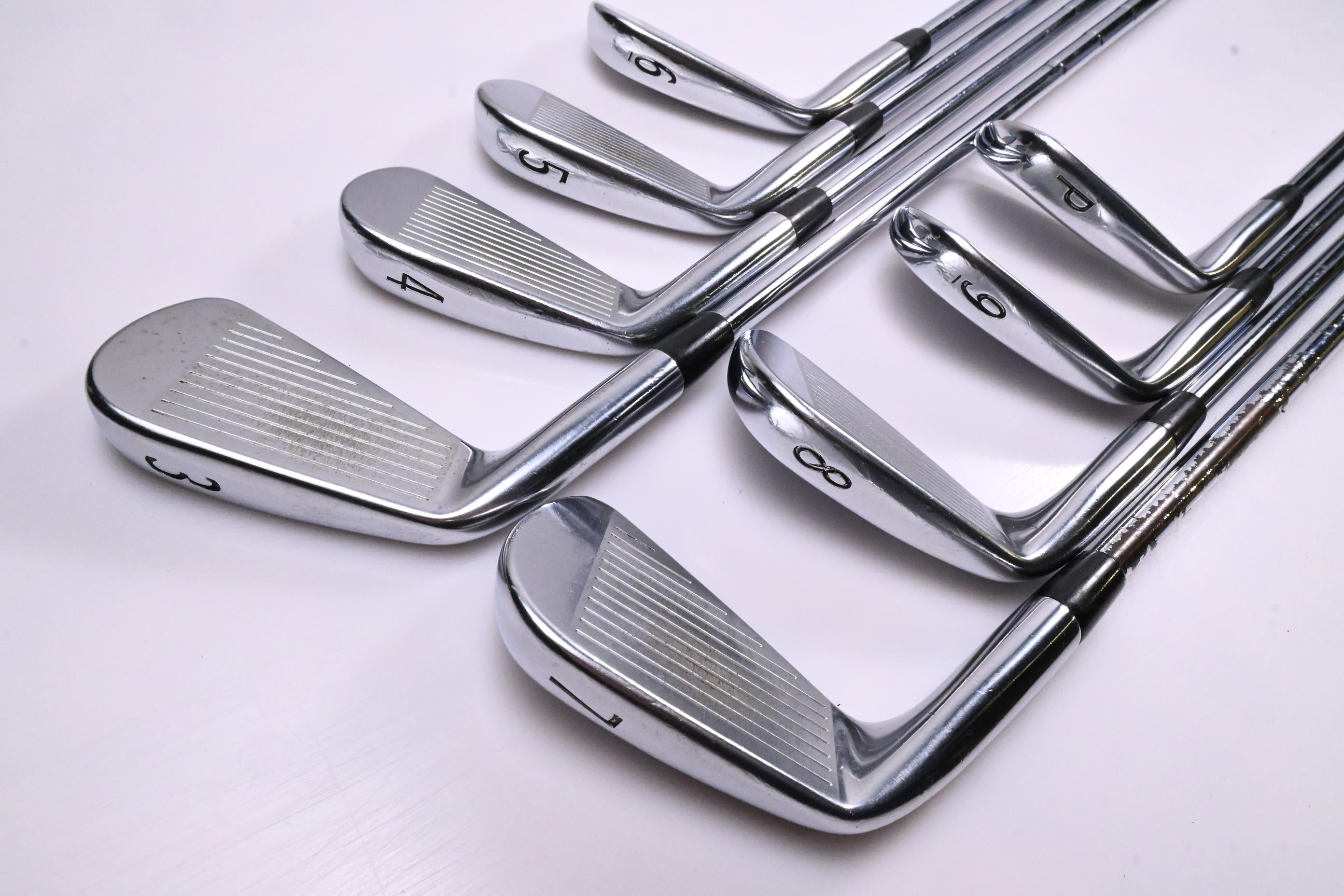 Titleist 716 MB Irons / 3-PW / Stiff Flex Dynamic Gold AMT S300 Shafts