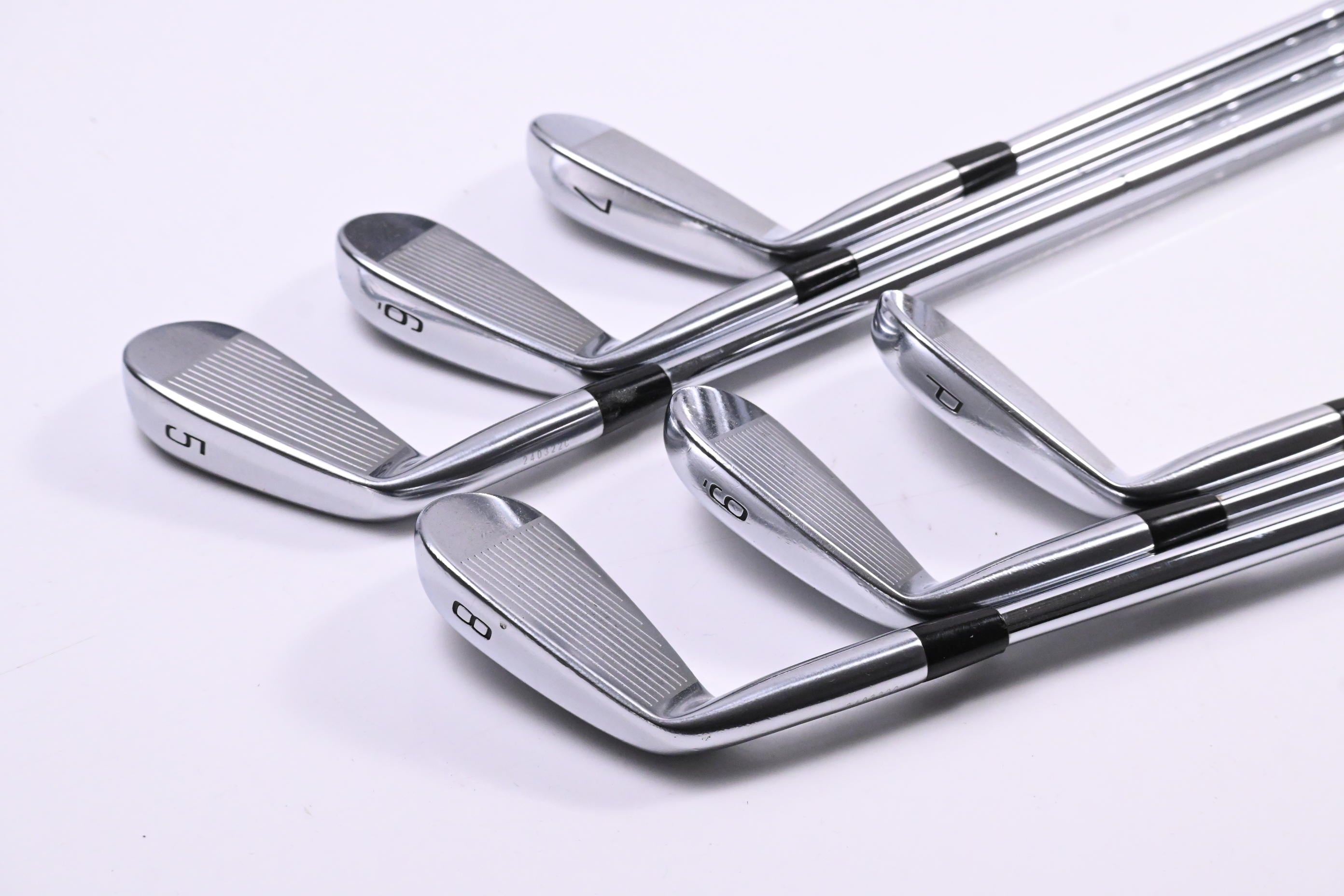 Mizuno Pro 223 Irons / 5-PW / X-Flex Dynamic Gold 120 X100 Shafts