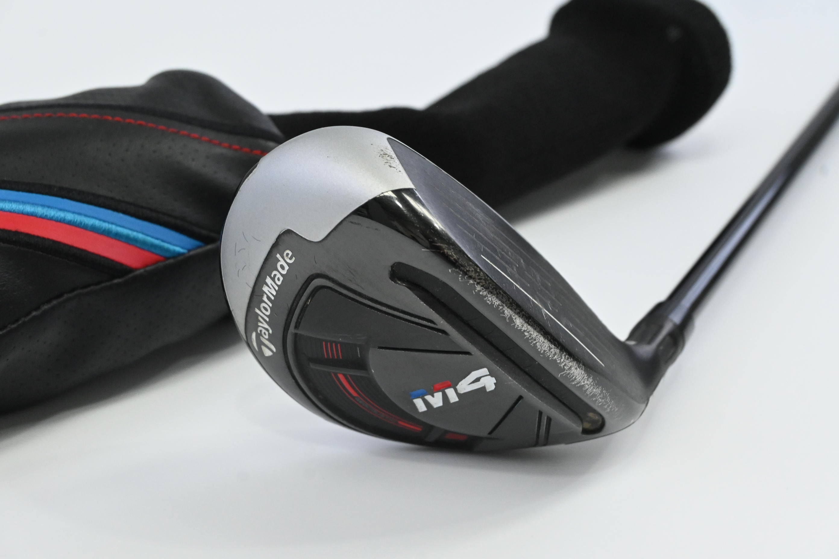 Taylormade M4 #3 Hybrid / 19 Degree / Regular Flex Fujikura Atmos Red 6 Shaft