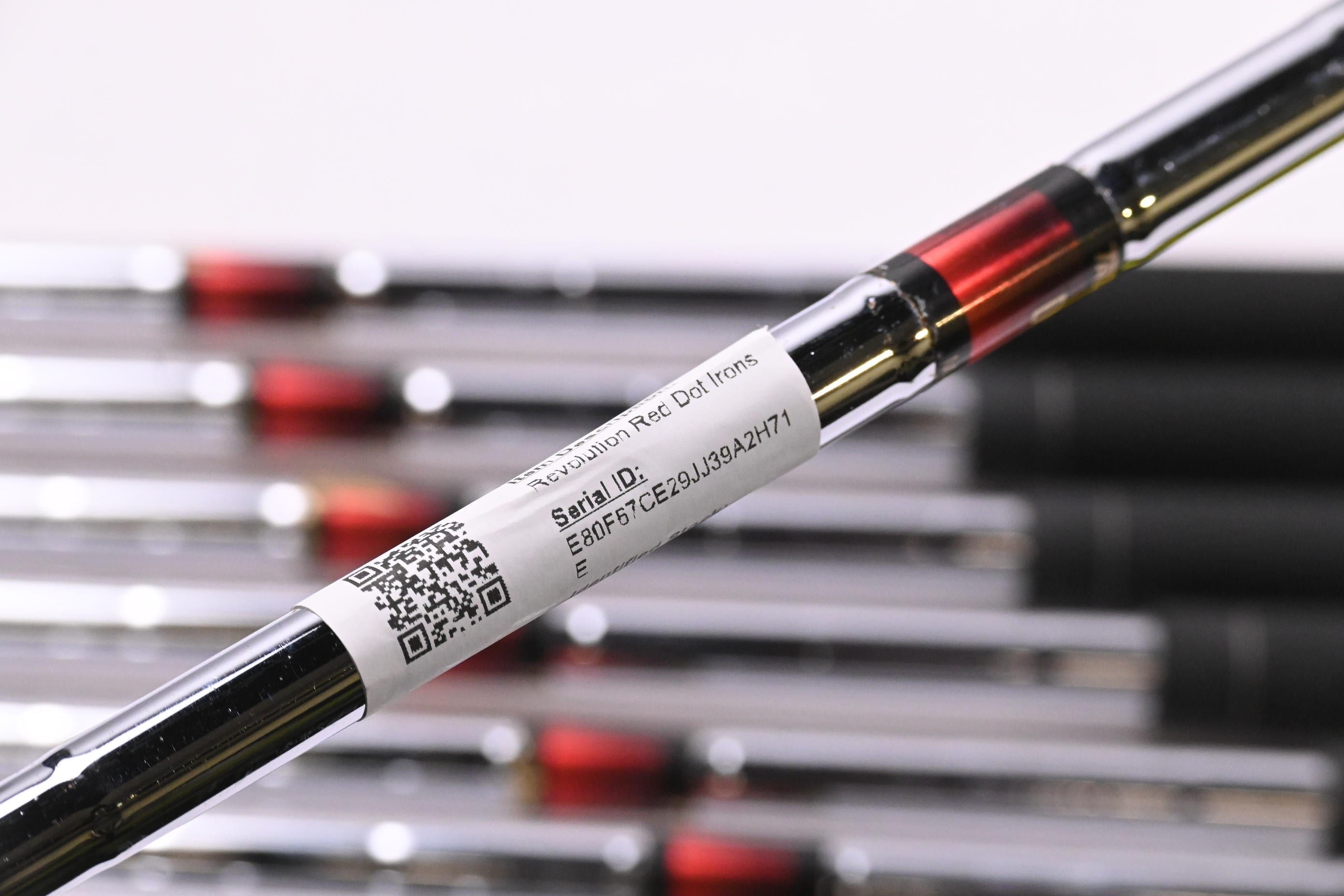 Maxfli Revolution Red Dot Irons / 3-PW / Regular Flex Dynalite Gold R300 Shafts