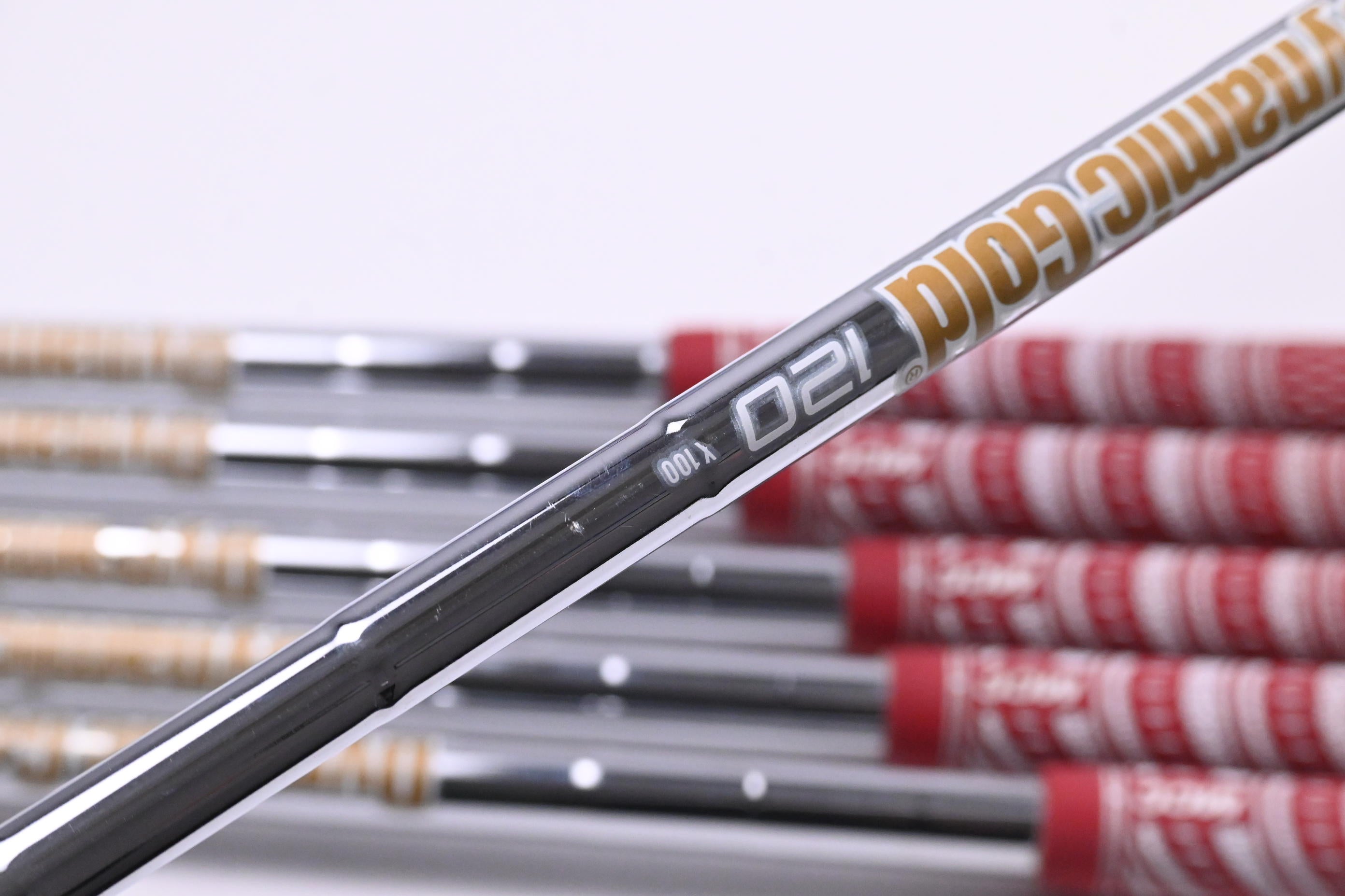Mizuno Pro 223 Irons / 5-PW / X-Flex Dynamic Gold 120 X100 Shafts