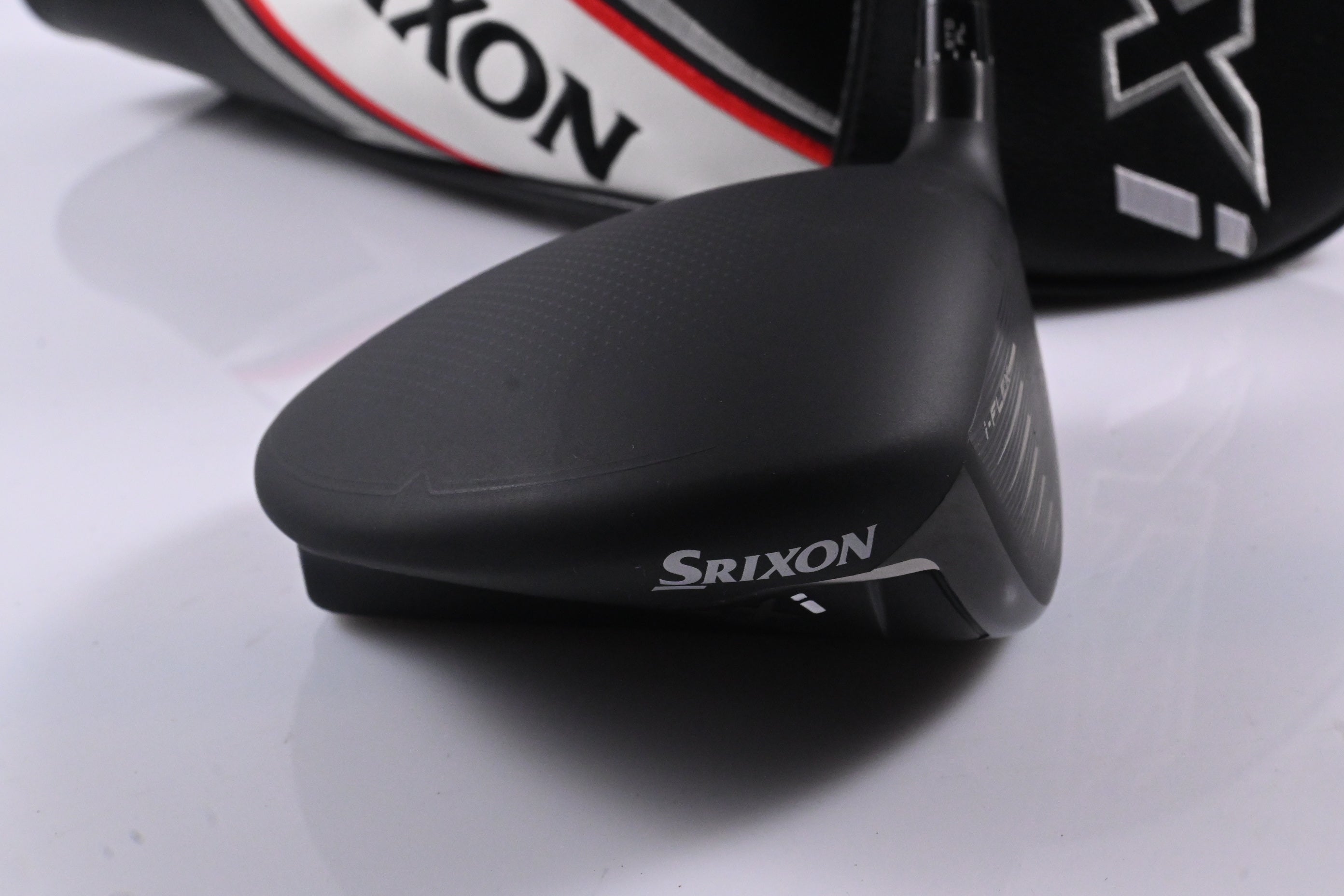 Srixon ZXi Max Driver / 10.5 Degree / Regular Flex Denali Red 50 Shaft