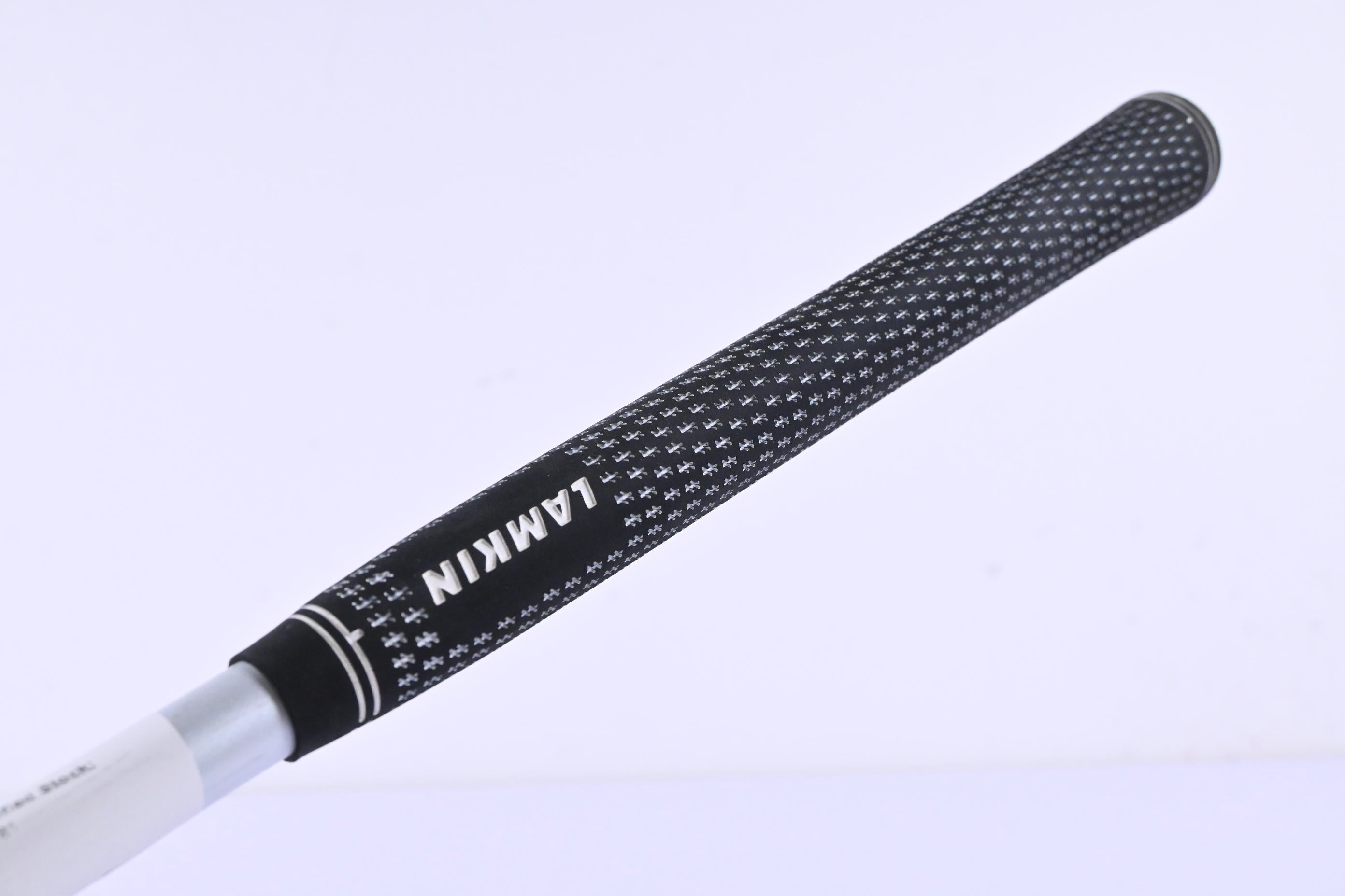 Taylormade SIM Driver / 9 Degree / X-Flex Graphite Design Tour AD VR-6 Shaft