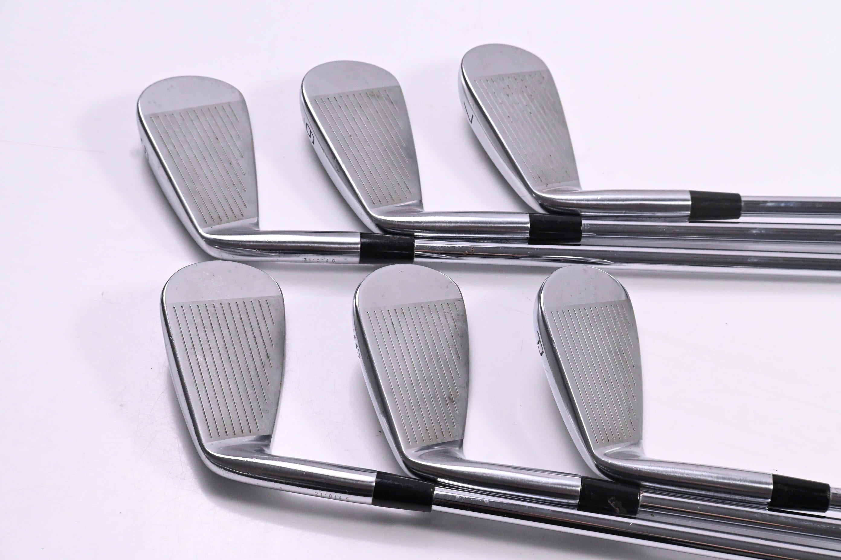 Mizuno JPX 825 Pro Irons / 5-PW / Regular Flex True Temper Dynamic Gold XP