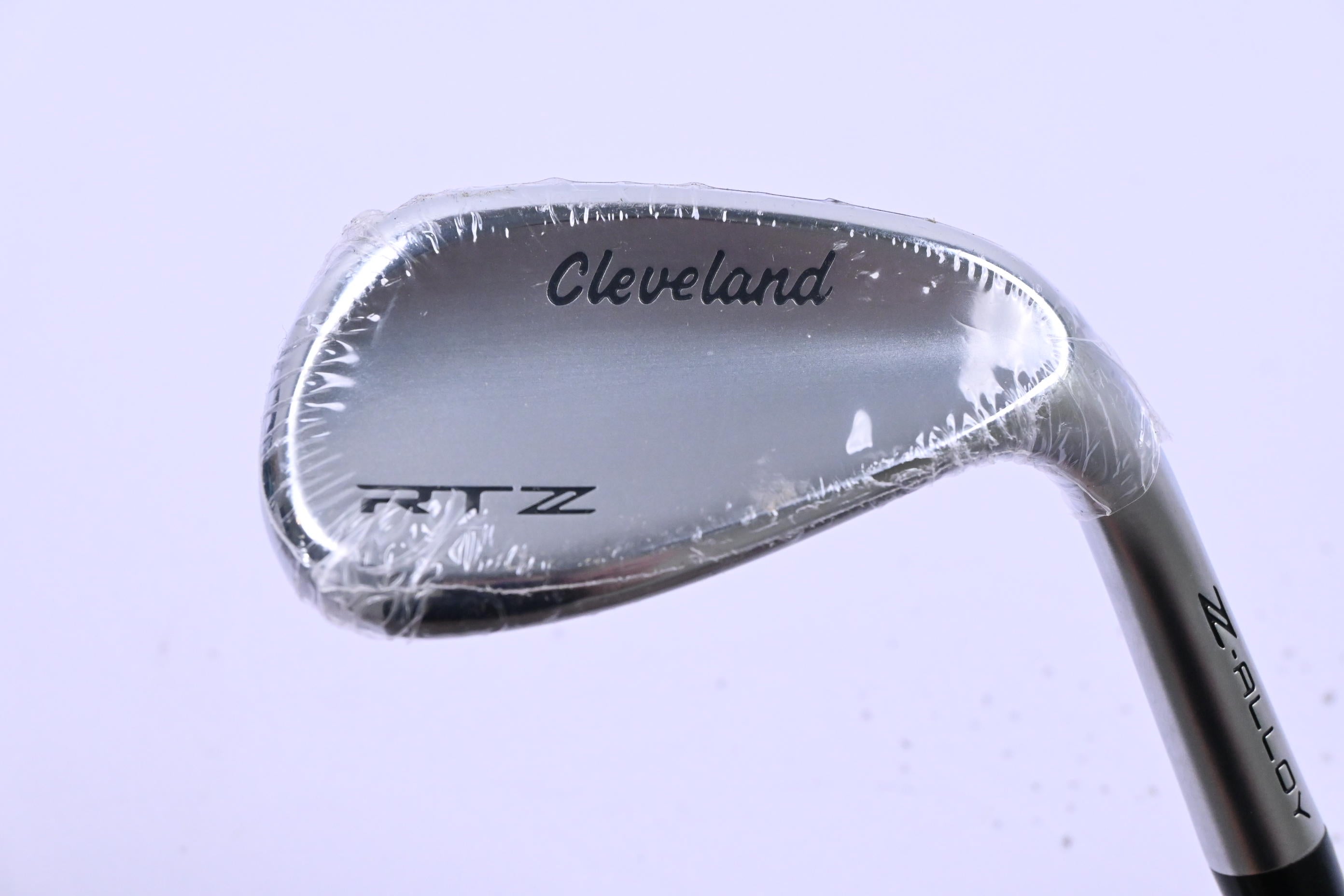 Cleveland RTZ Gap Wedge / 52 Degree / Wedge Flex Dynamic Gold Spinner Shaft