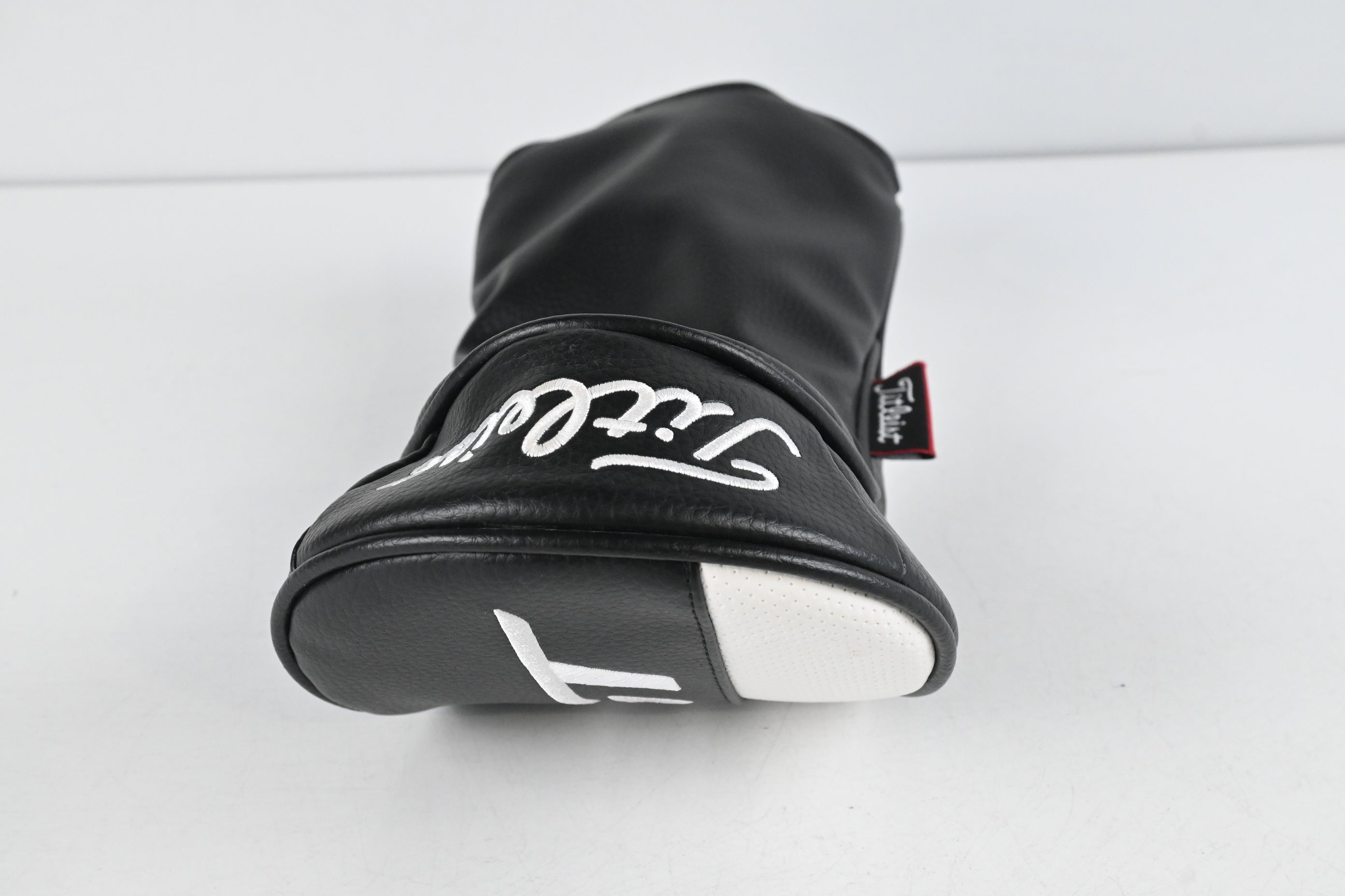 Titleist GT3 Driver / 9 Degree / X-Flex Tour AD DI-6 Shaft