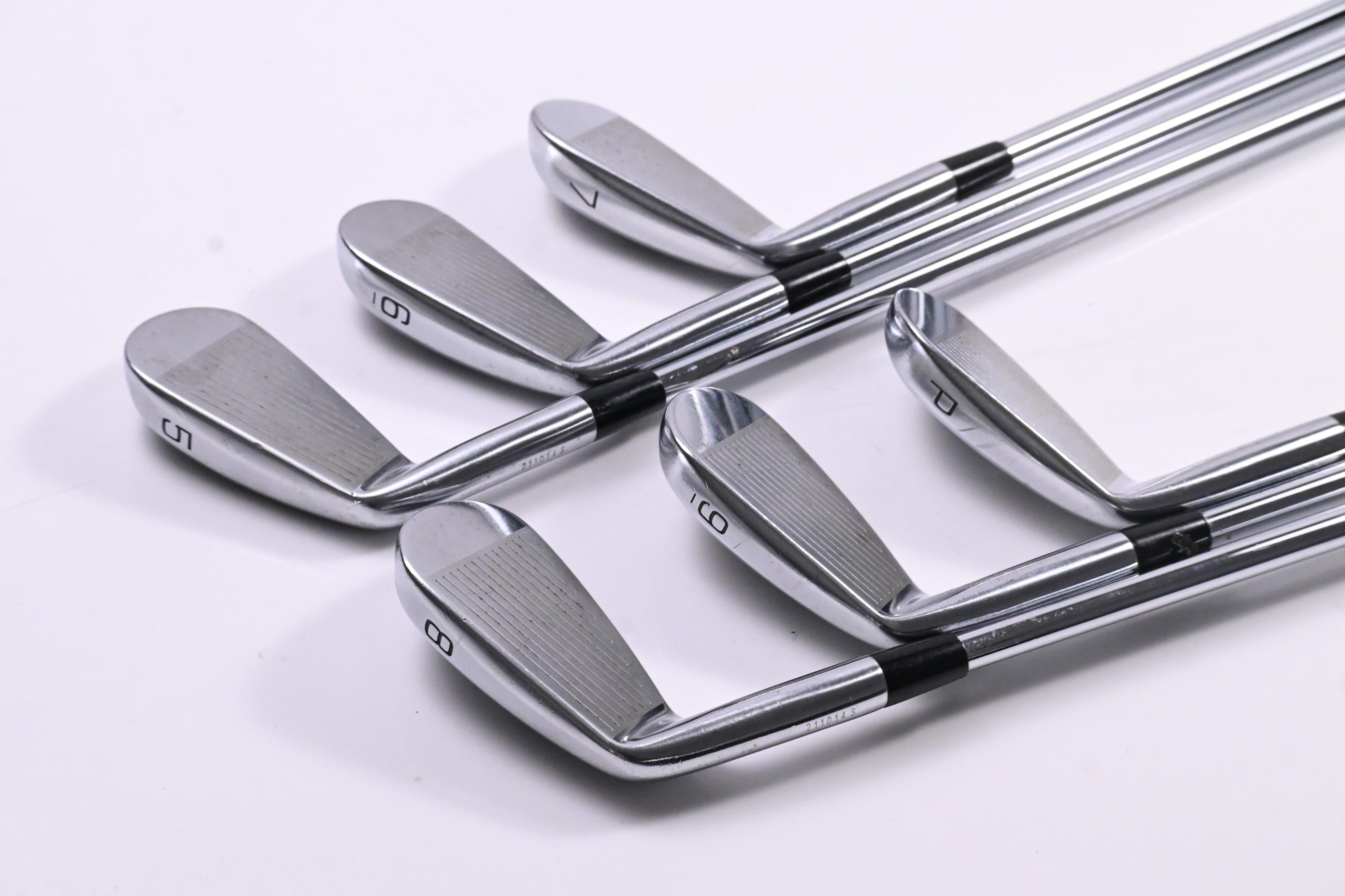 Mizuno JPX 825 Pro Irons / 5-PW / Regular Flex True Temper Dynamic Gold XP
