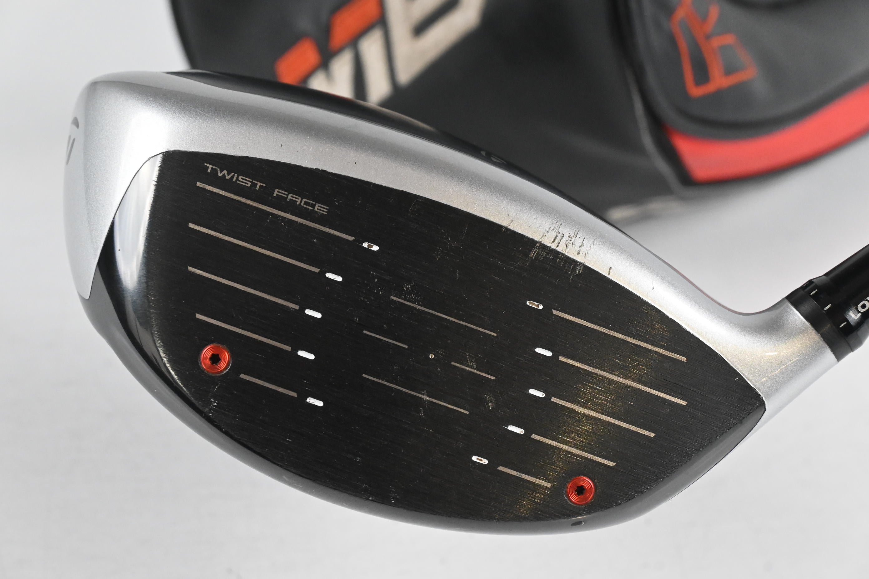 Taylormade M6 Driver / 9 Degree / Regular Flex Vanquish 5 Shaft