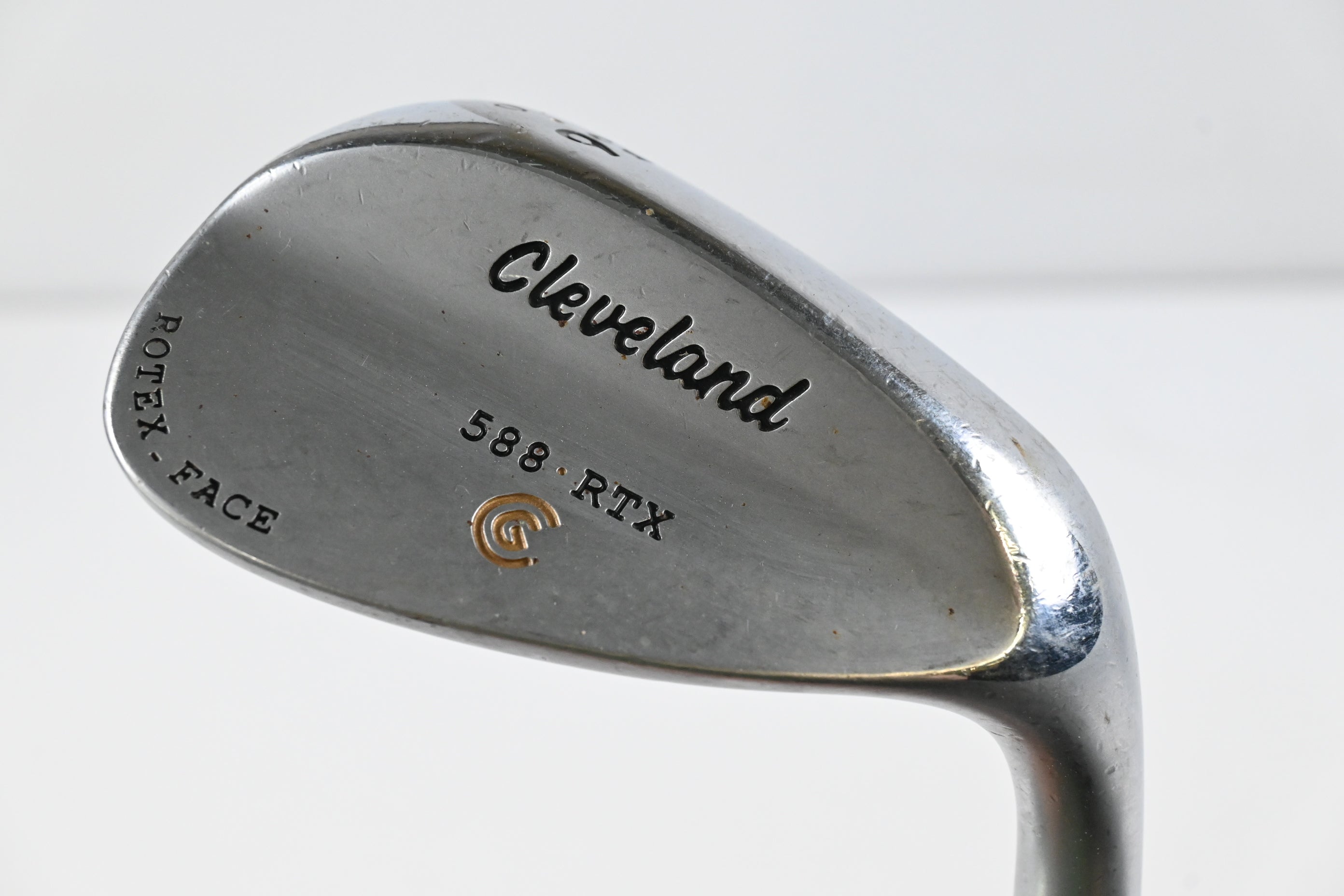 Cleveland 588 RTX Sand Wedge / 56 Degree / Wedge Flex Dynamic Gold Steel Shaft