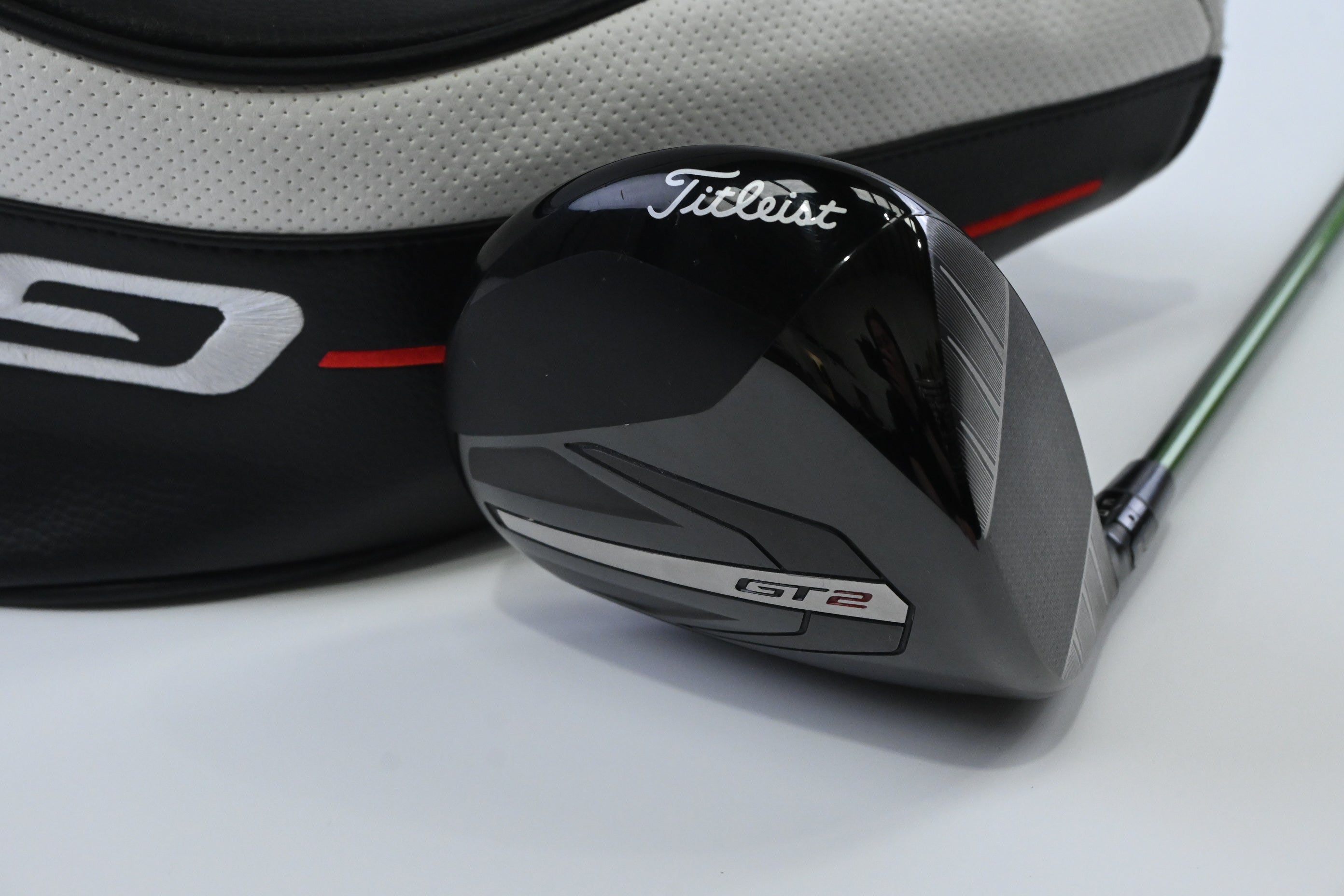 Titleist GT2 Driver / 8 Degree / Stiff Flex Aldila Rogue Elite Green 9.9.5 55