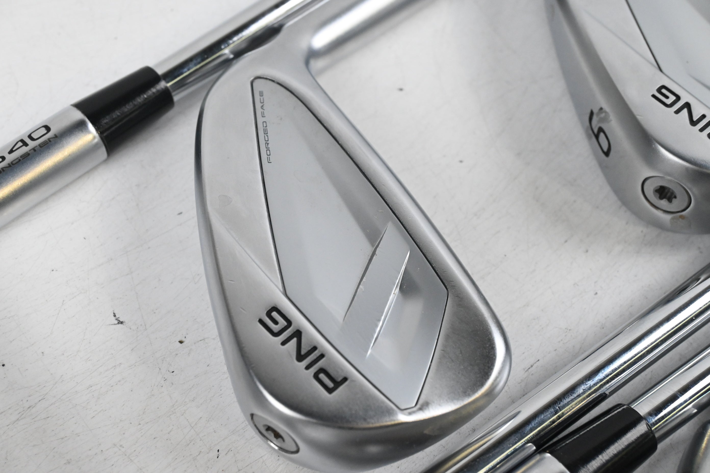 Ping i540 Irons / 4-PW / Black Dot / Stiff Flex Dynamic Gold Mid 100 S300 Shafts