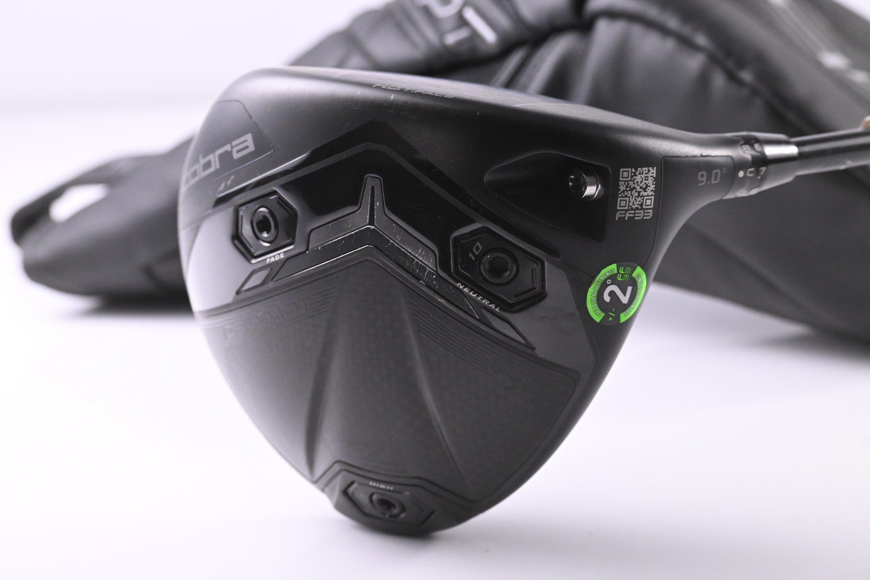 Cobra DS-Adapt LS Driver / 9 Degree / Stiff Flex Denali Black 60 Shaft